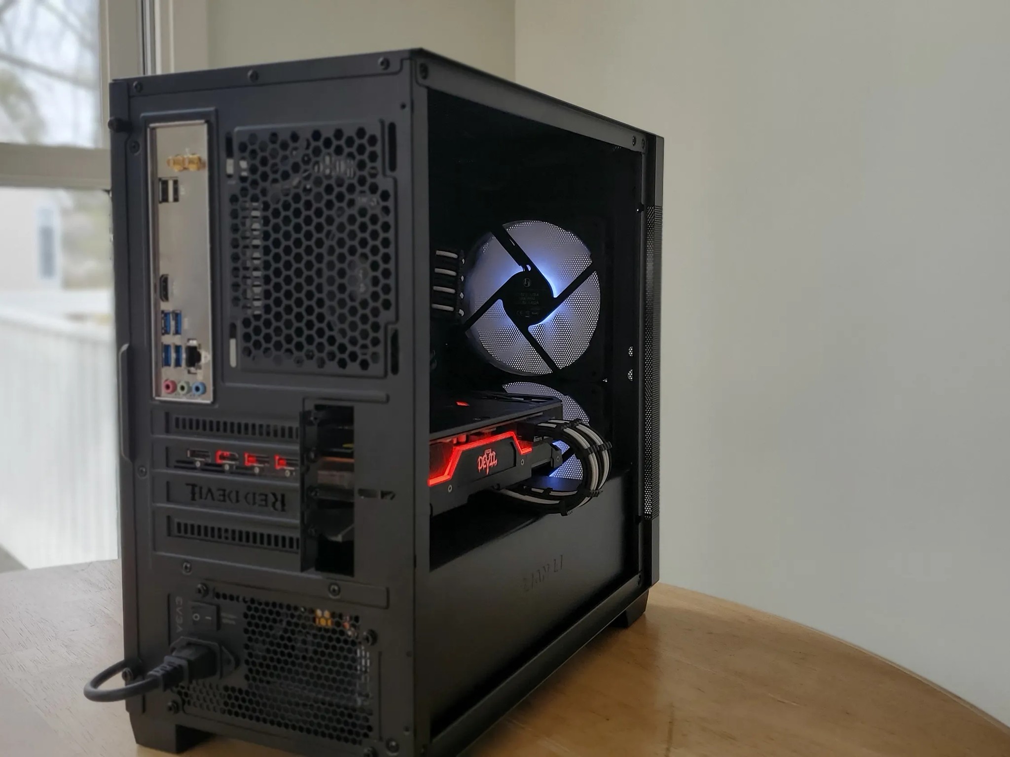 1440p Ready! RX 5700 XT AMD Ryzen Gaming/Streaming PC.