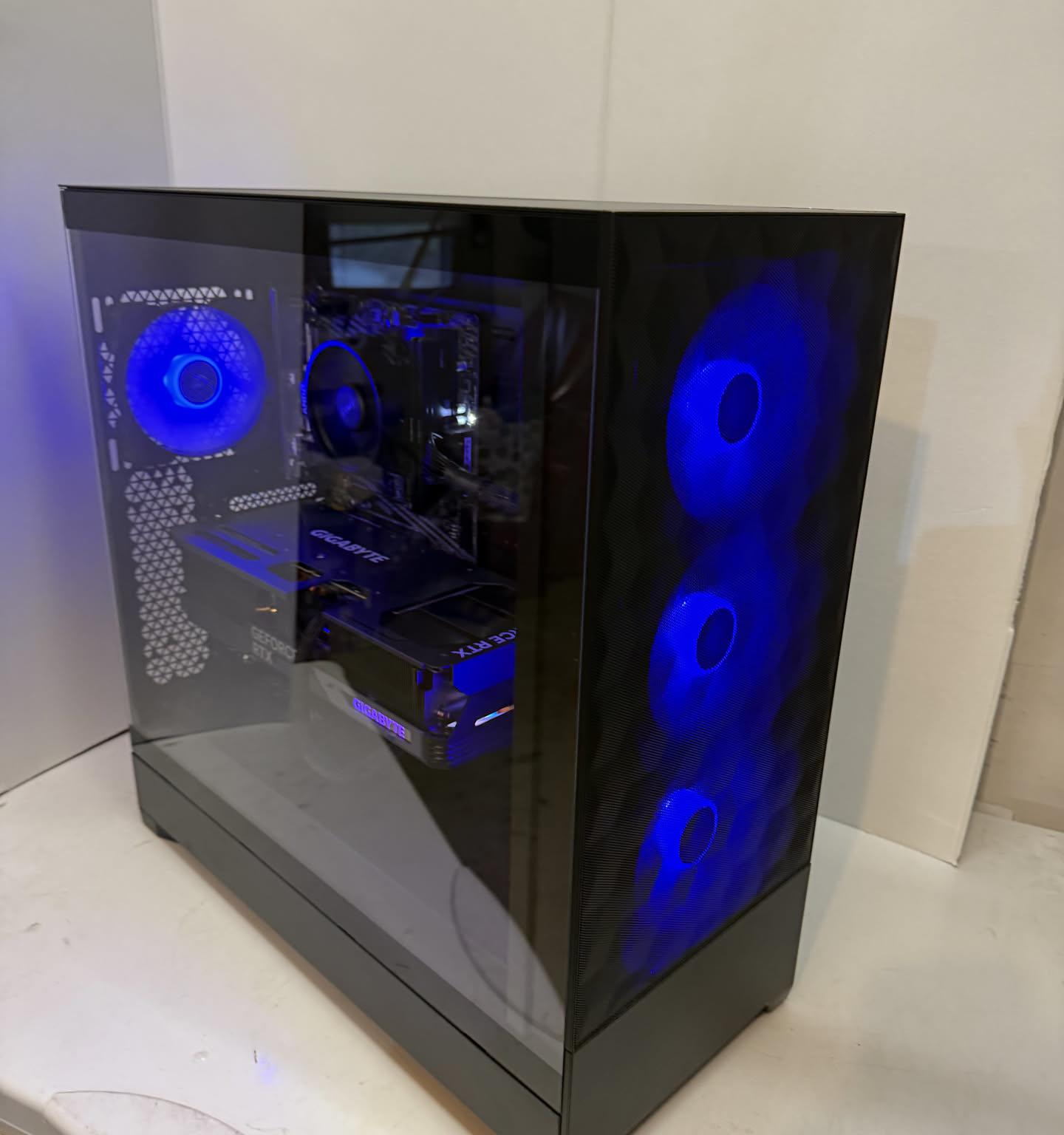 *NEW* Custom Gaming PC w/ 4080 Super