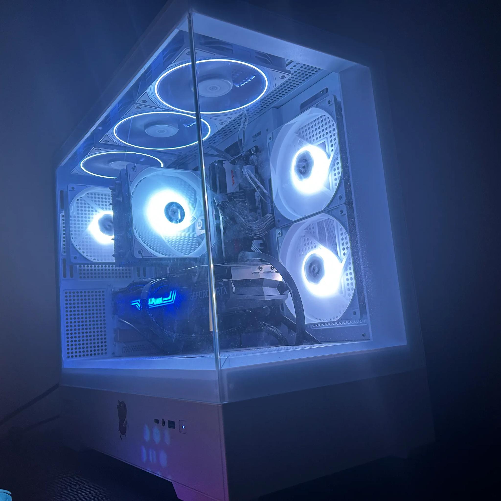 INSANE Ryzen 5 7600 | GIGABYTE B650M D3HP | GeForce RTX 3080 |  1TB M.2 SSD | CX750 80 Plus Bronze |