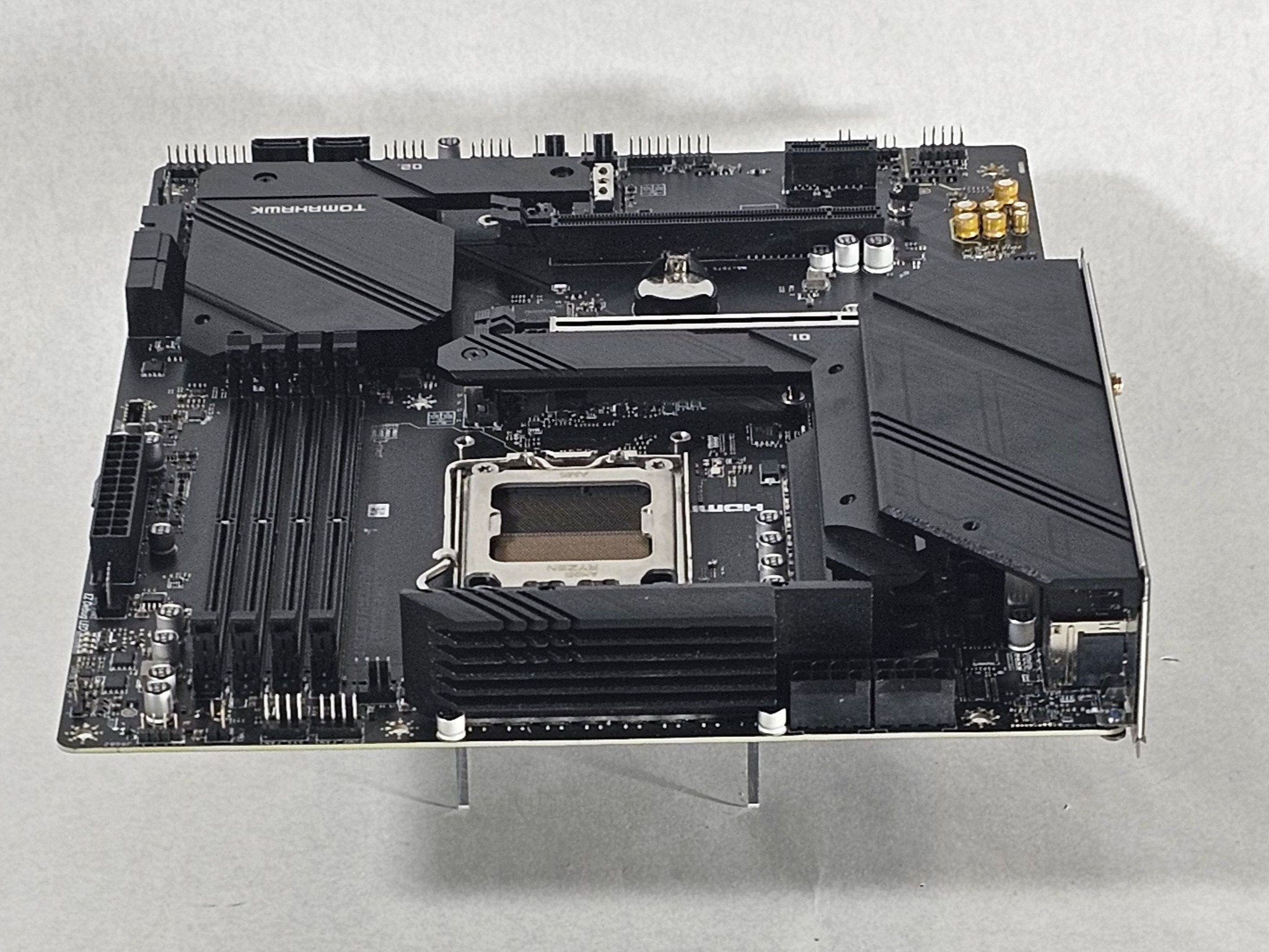 MSI B650 Tomahawk WiFi AMD AM5 DDR5 ATX Motherboard