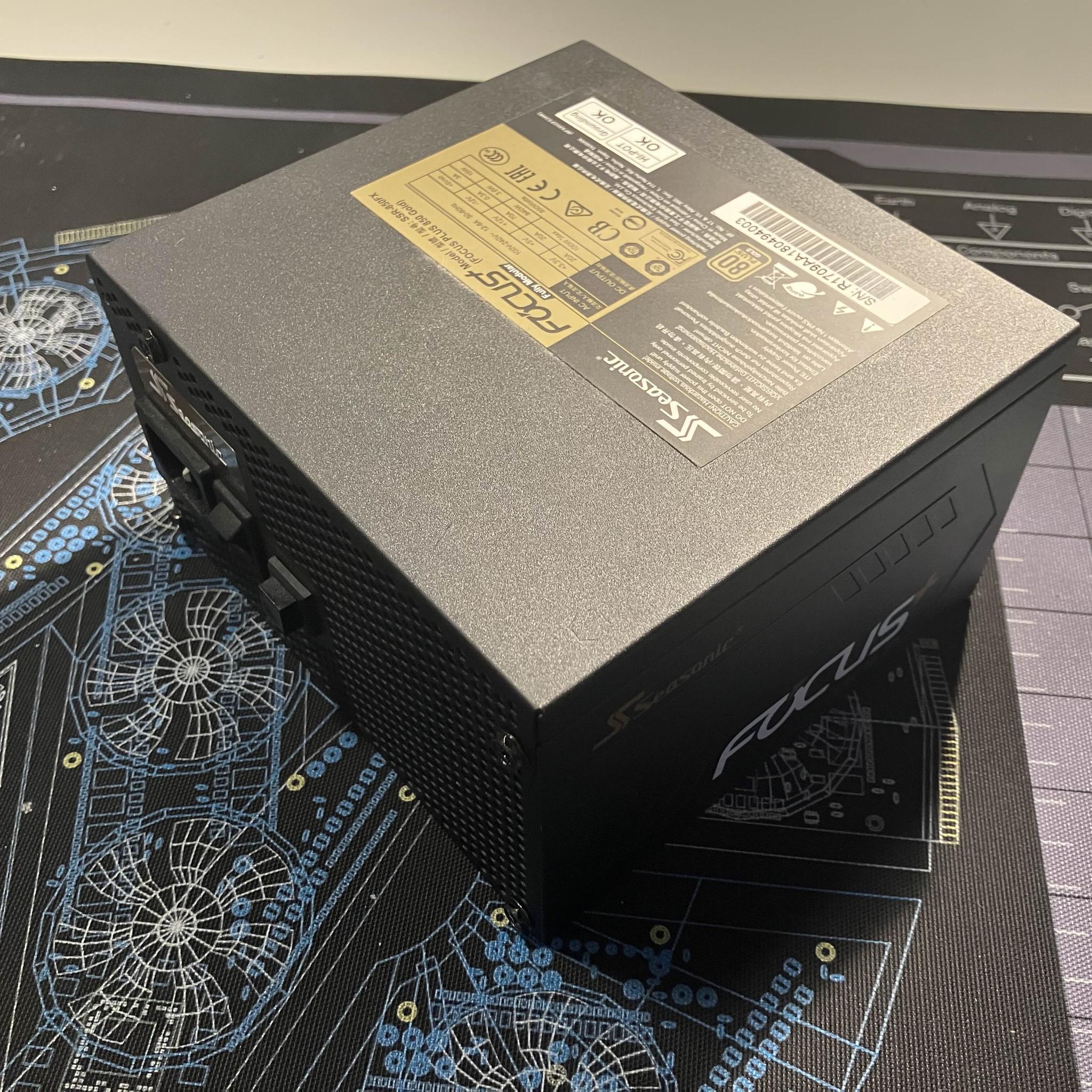 SeaSonic FOCUS Plus 850 Gold W/ CableMod Cables Modular PSU