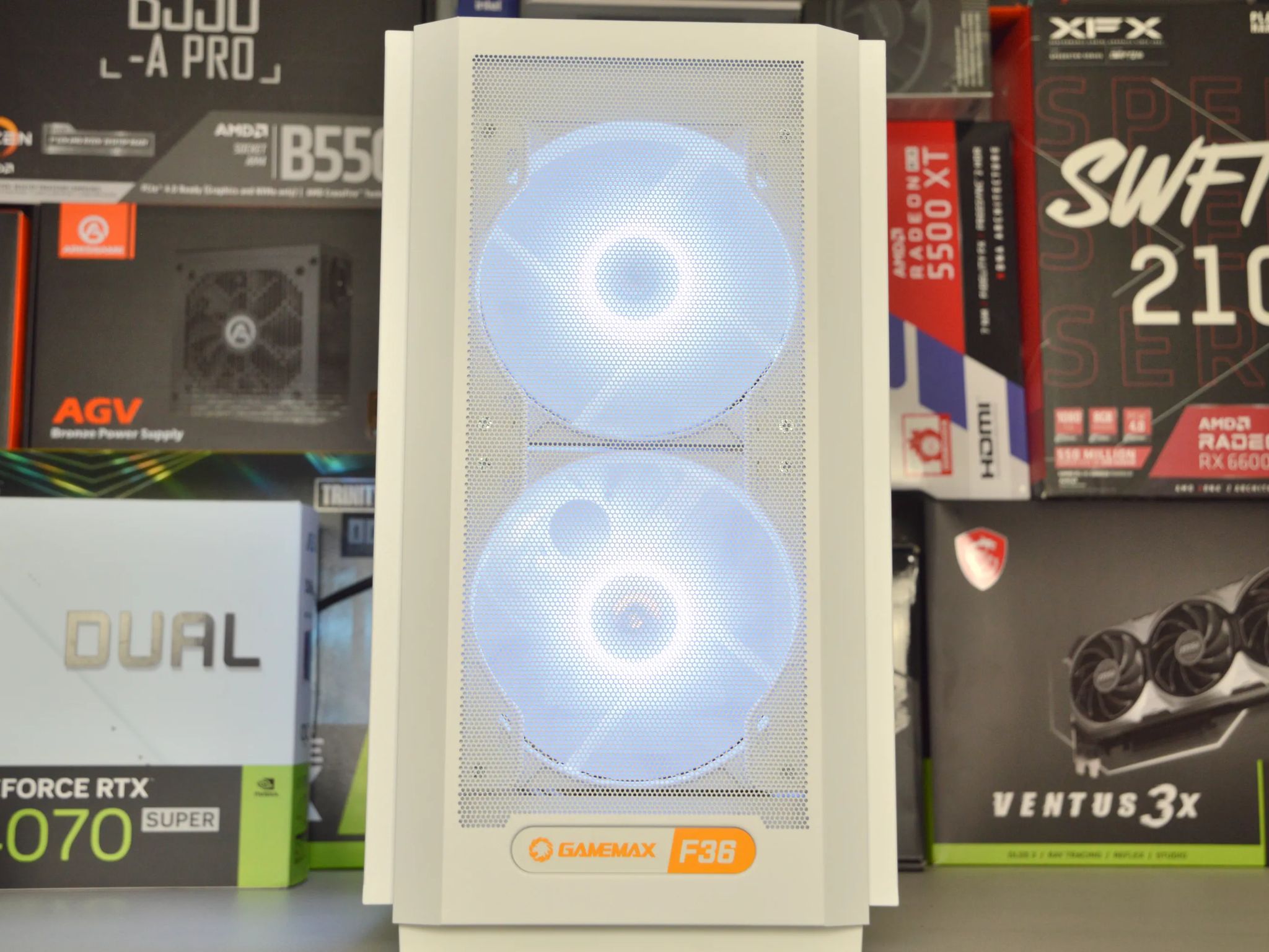 🌨️🌨️| RTX 2060 SUPER 6GB | INTEL i5-9500 | 16GB DDR4 RAM | 1TB SATA SSD | Blizzard Box |