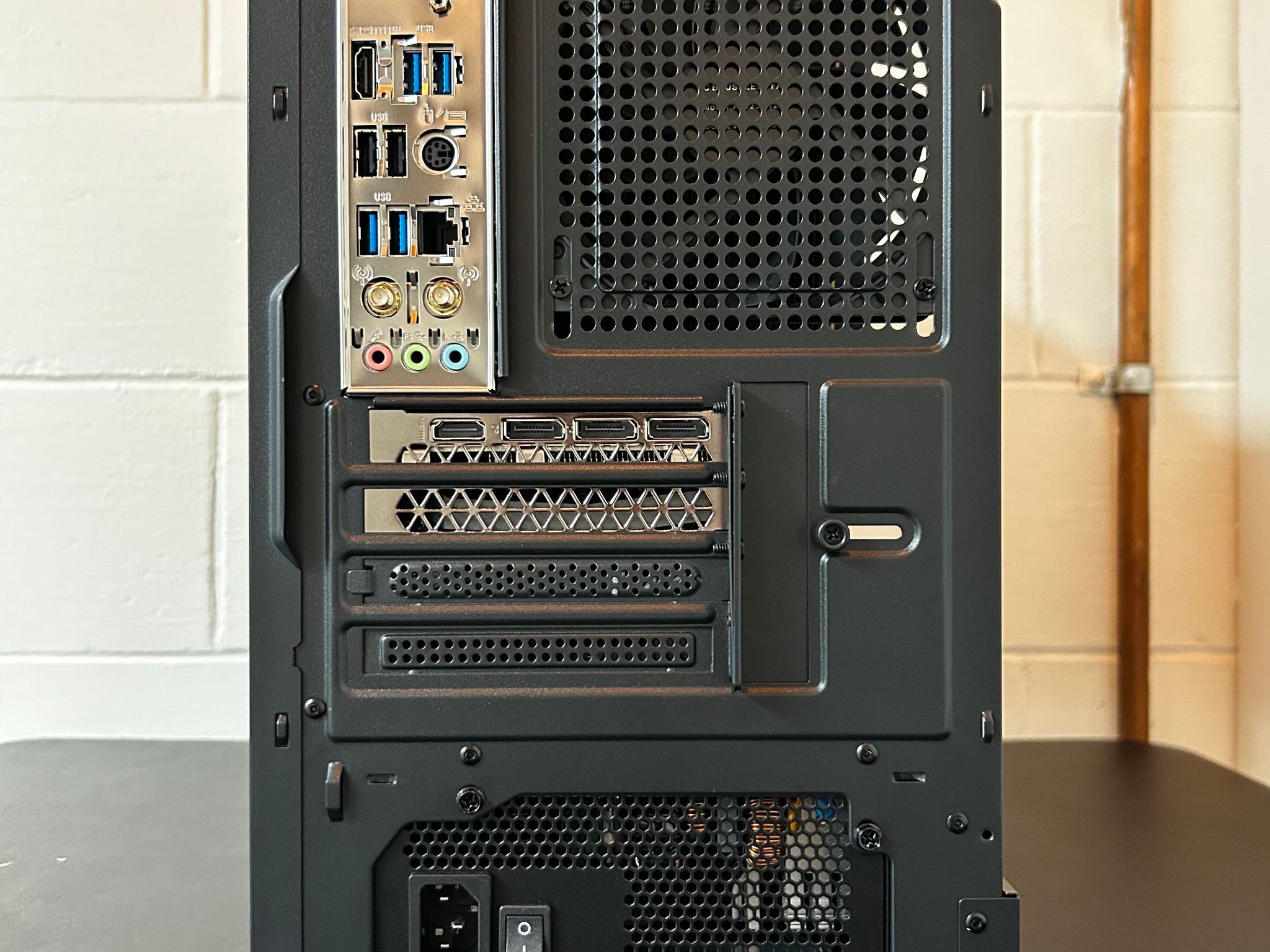 Premium 1080p Walnut Build | Ryzen 5 5600 | RTX 3060 12GB | 16GB RAM