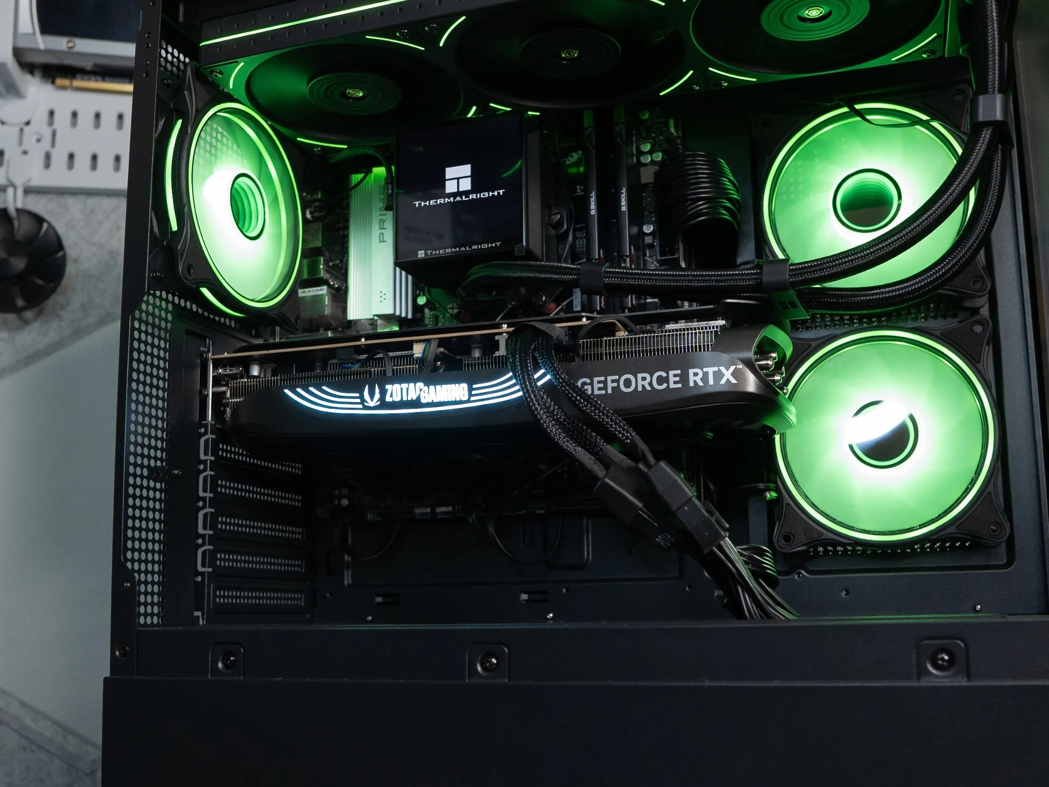 🌠🌠 | ZOTAC RTX 4080 Super | RYZEN 7 9800X3D | 64GB DDR5 RAM | 2TB NVME SSD | StarLine 2.0