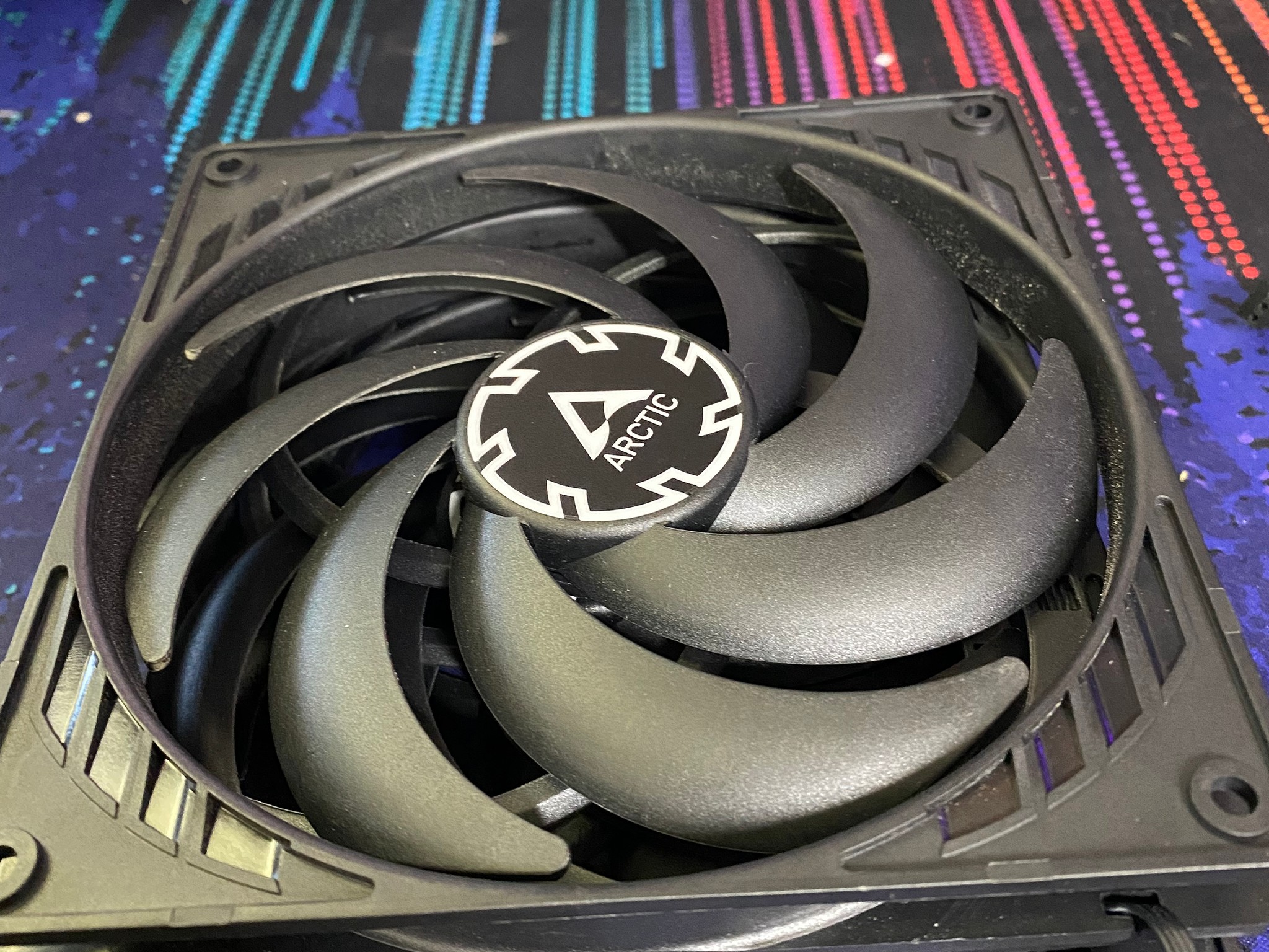 3x Arctic P14 Slim PST 