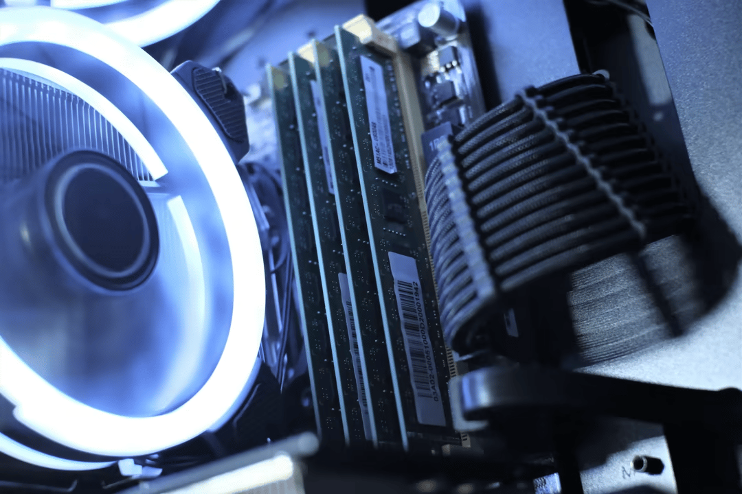 "CYCLONE" DESKTOP GAMING PC | Intel Core i7-4770 |  EVGA GeForce GTX 1050TI | ADATA 32GB Memory