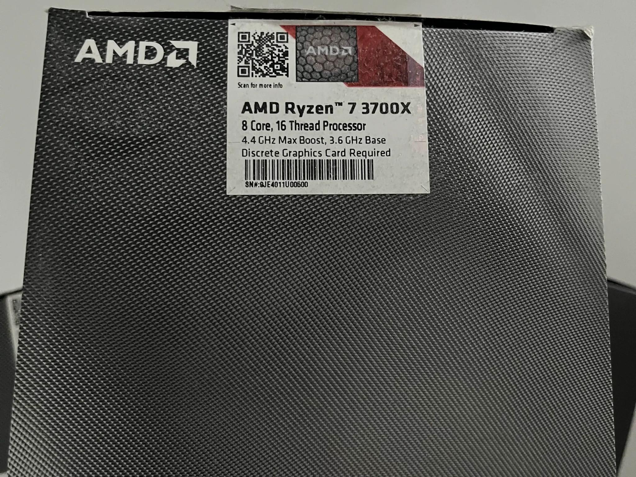 2x NIB Wraith Stealth and 1X NIB Wraith Spire CPU Coolers from in box R5 3600, R5 7600, and R7 3700x