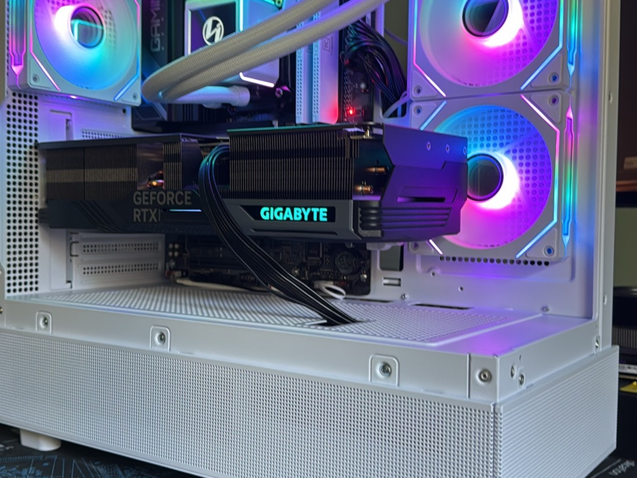 RTX 4080 Super Ryzen 7800X3D Gaming Flagship