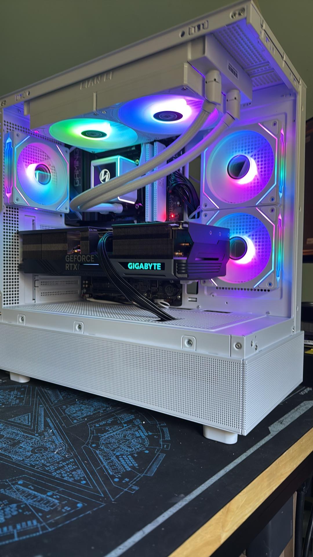 RTX 4080 Super Ryzen 7800X3D Gaming Flagship