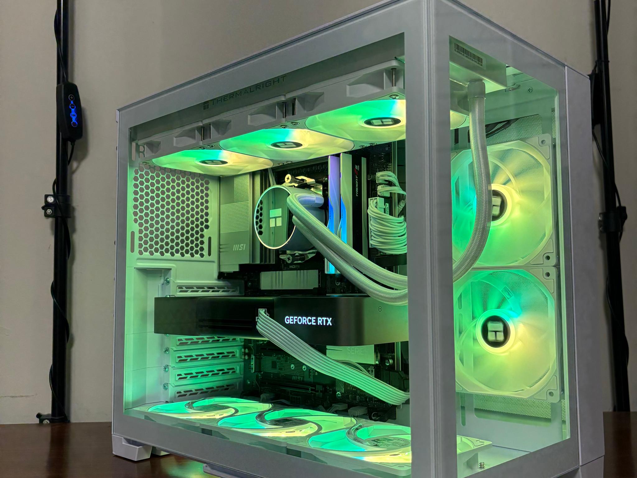 RTX 5080 | Ryzen 7 7800X3D | 64GB DDR5 | 2TB NVMe | 850W Gold | Lian Li O11 Dynamic Mini (White)