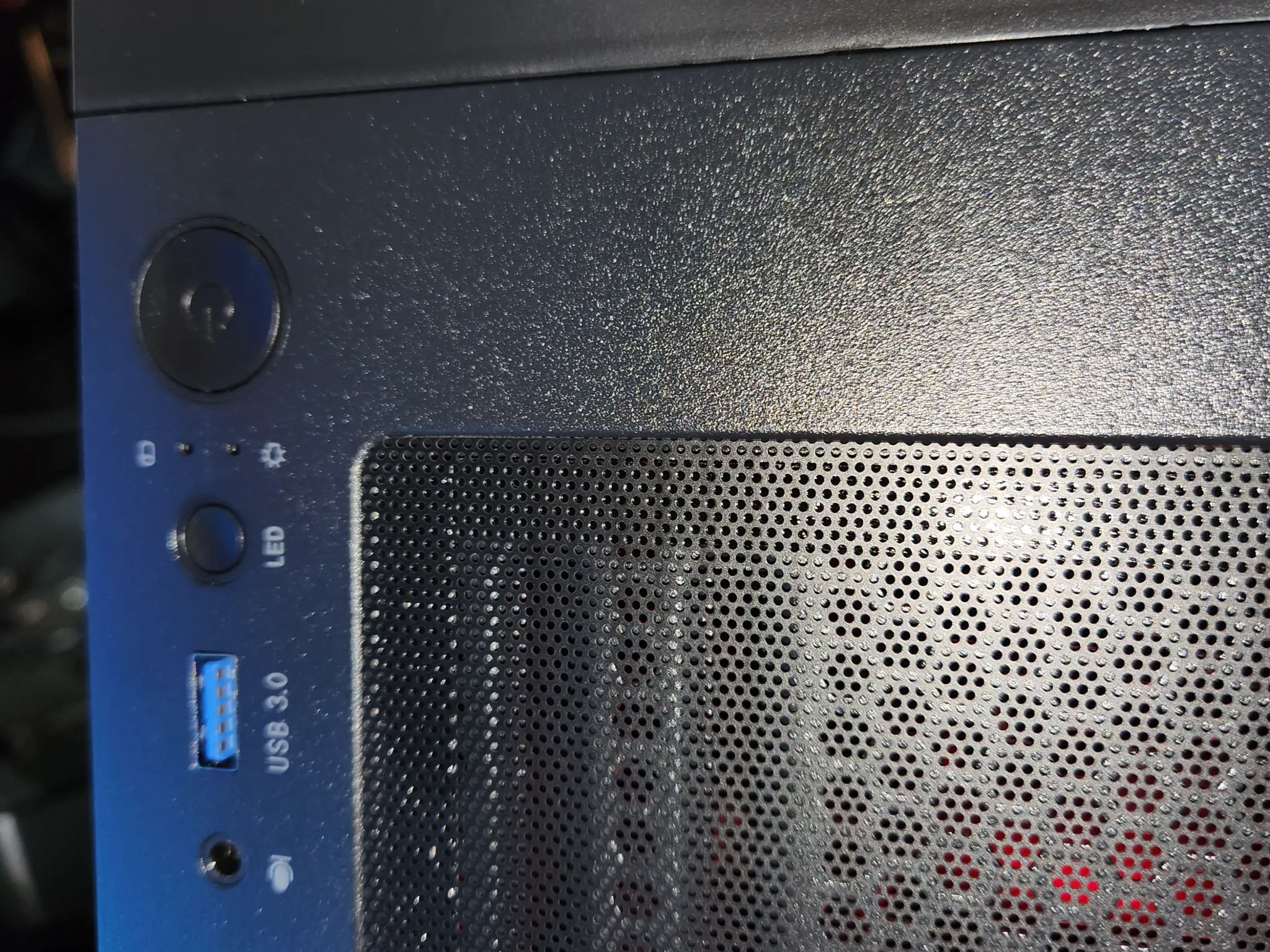 THE RED MONSTER V RTX 3070 fe /Intel I7 the perfect intro gaming/streaming pc!