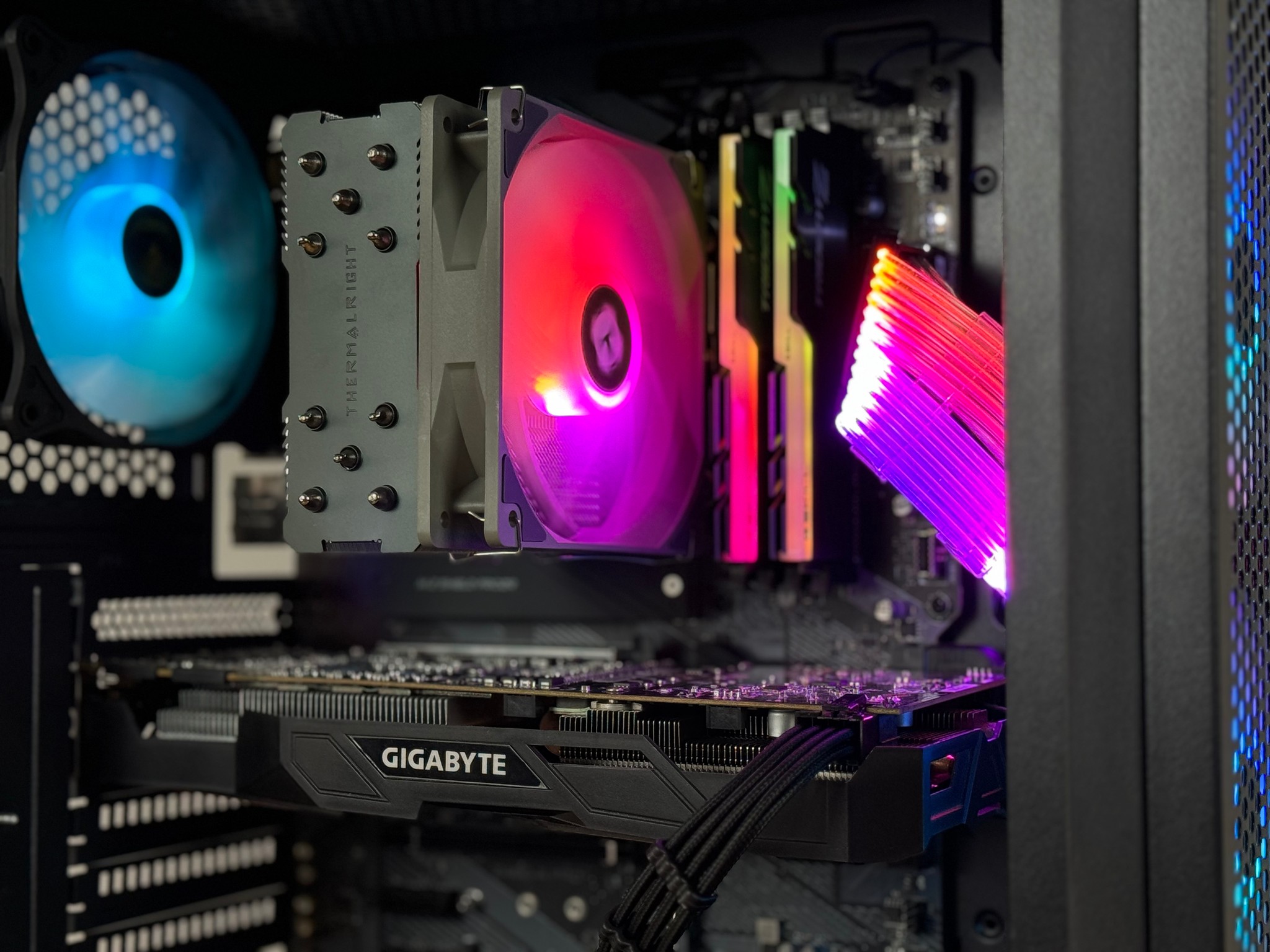 RGB OVERLOAD Intel i5 10400F GTX 1070 1TB Gaming/Streaming PC