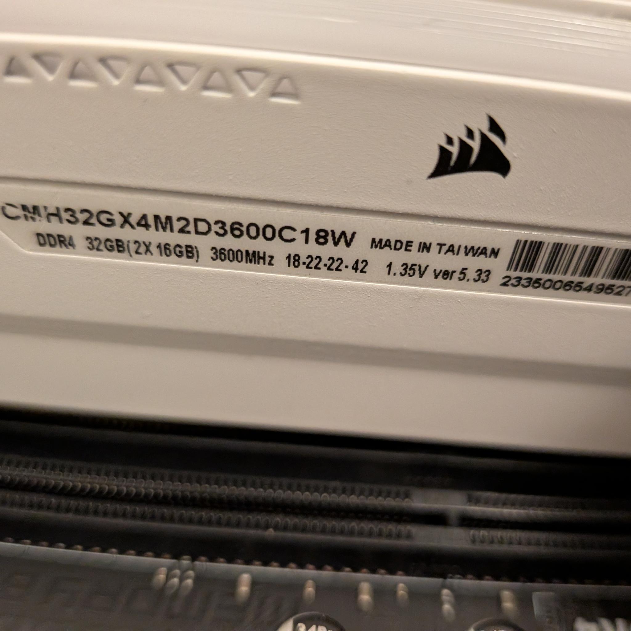 32GB DDR4-3600 CL18 | Core I5 12600K | MSI PRO Z690-A DDR4
