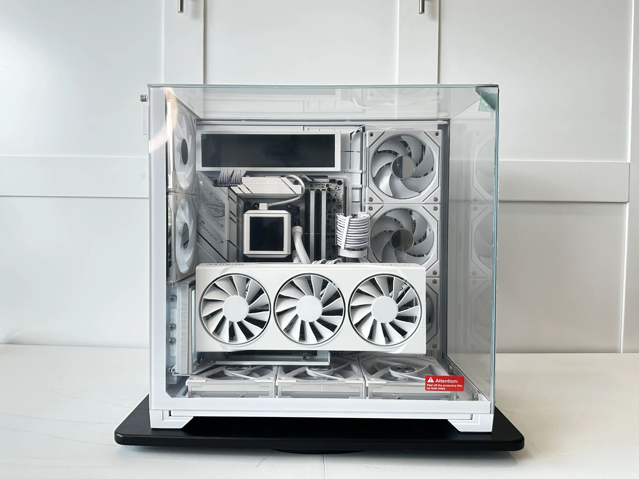 💎New XFX AMD Radeon RX 9070 XT Swift White w/ AMD Ryzen 9800X3D/ 32GB RAM/ 2TB NVME 💎