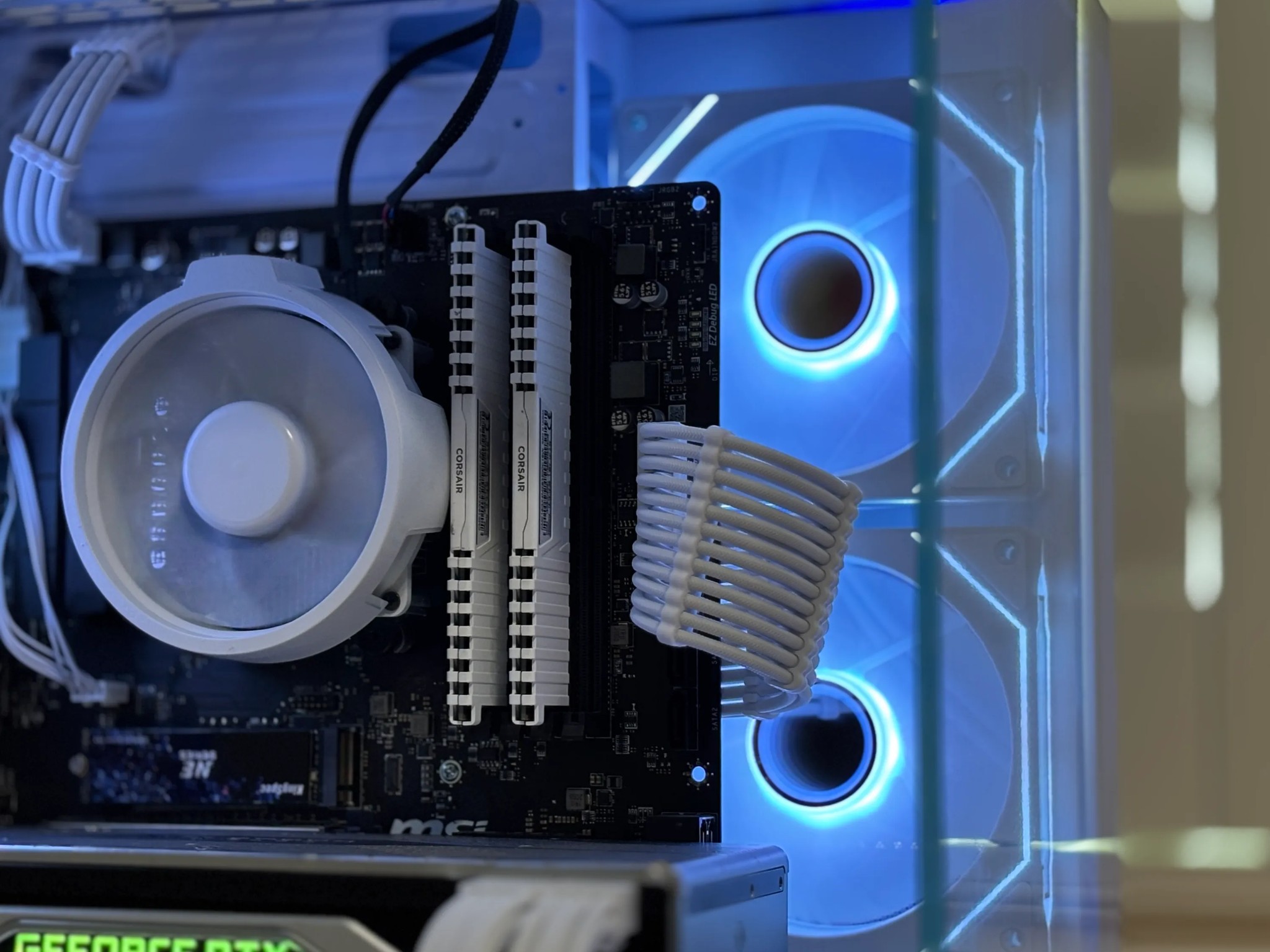 White Founders Edition RTX Gaming PC