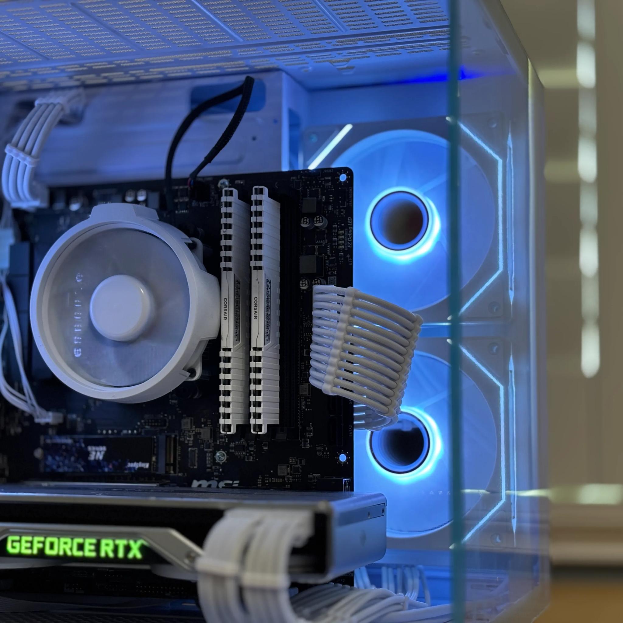 White Founders Edition RTX Gaming PC