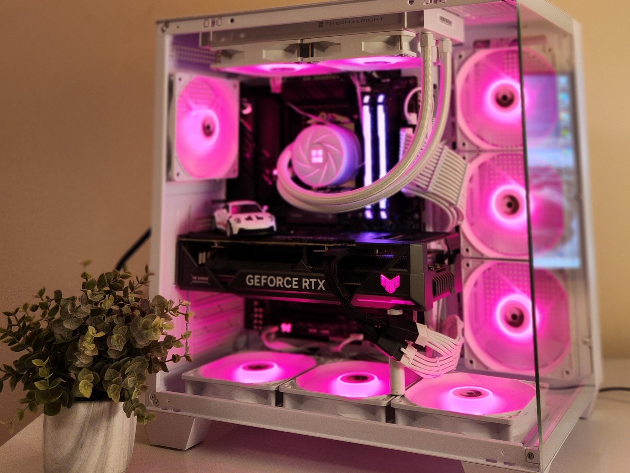 Ryzen 9 | RTX 4070tI Super | 32 GB | 1 TB |