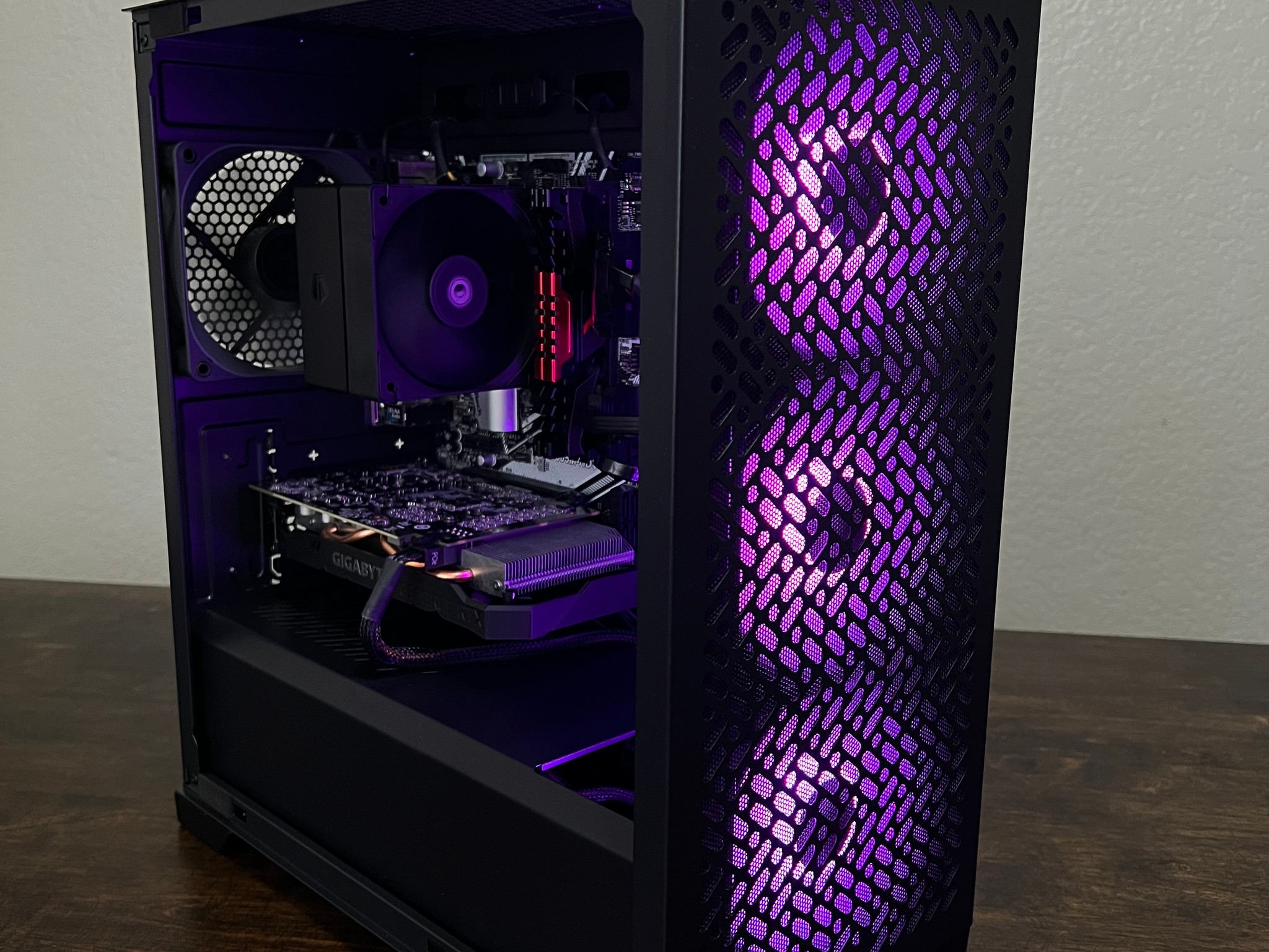 Custom Gaming PC | Intel Core i5 9400F | RTX 2060 | 16GB RAM | Samsung SSD | Cooler Master 302