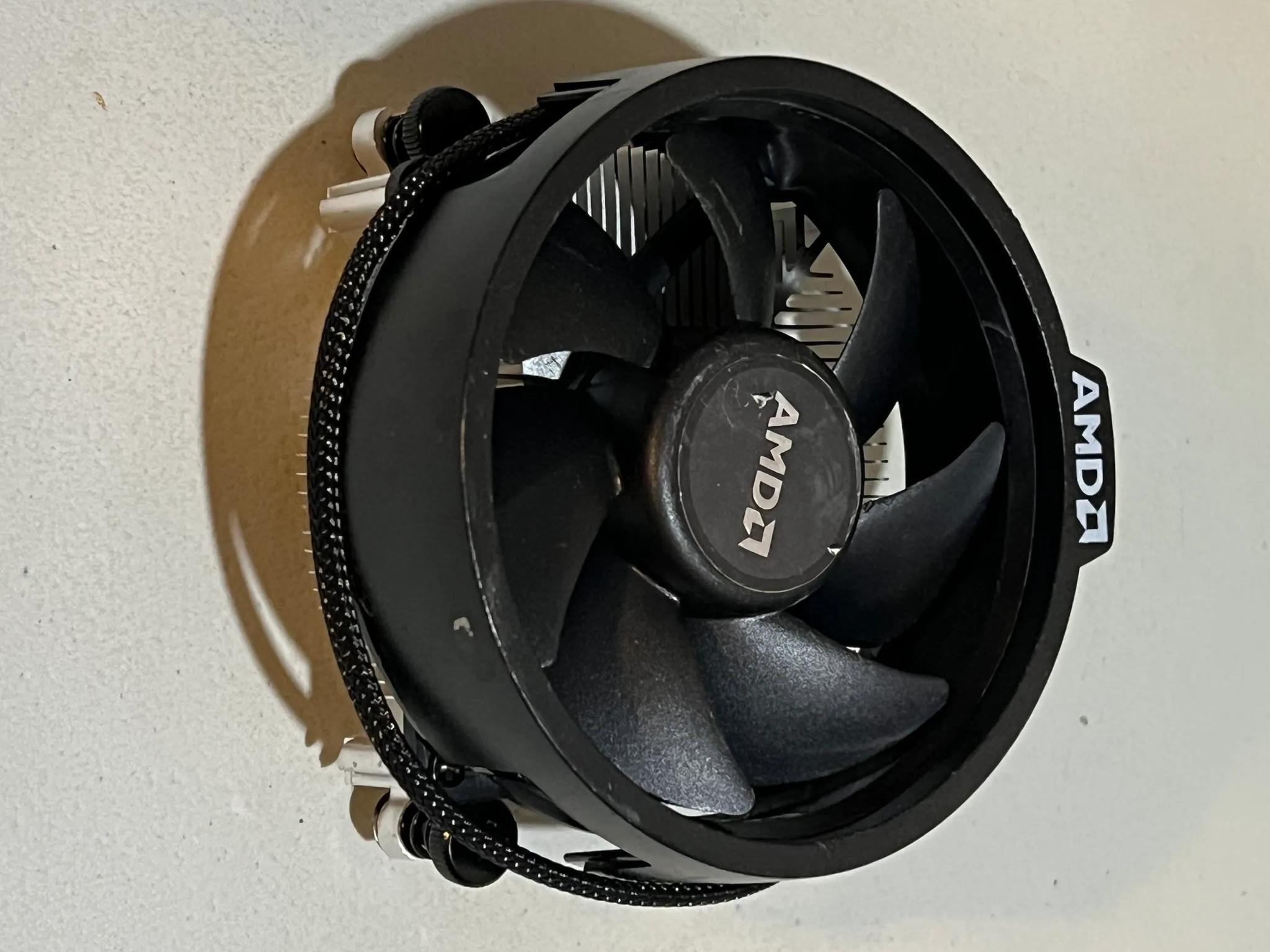 AMD Wraith Stealth Cooler Free Shipping ! !