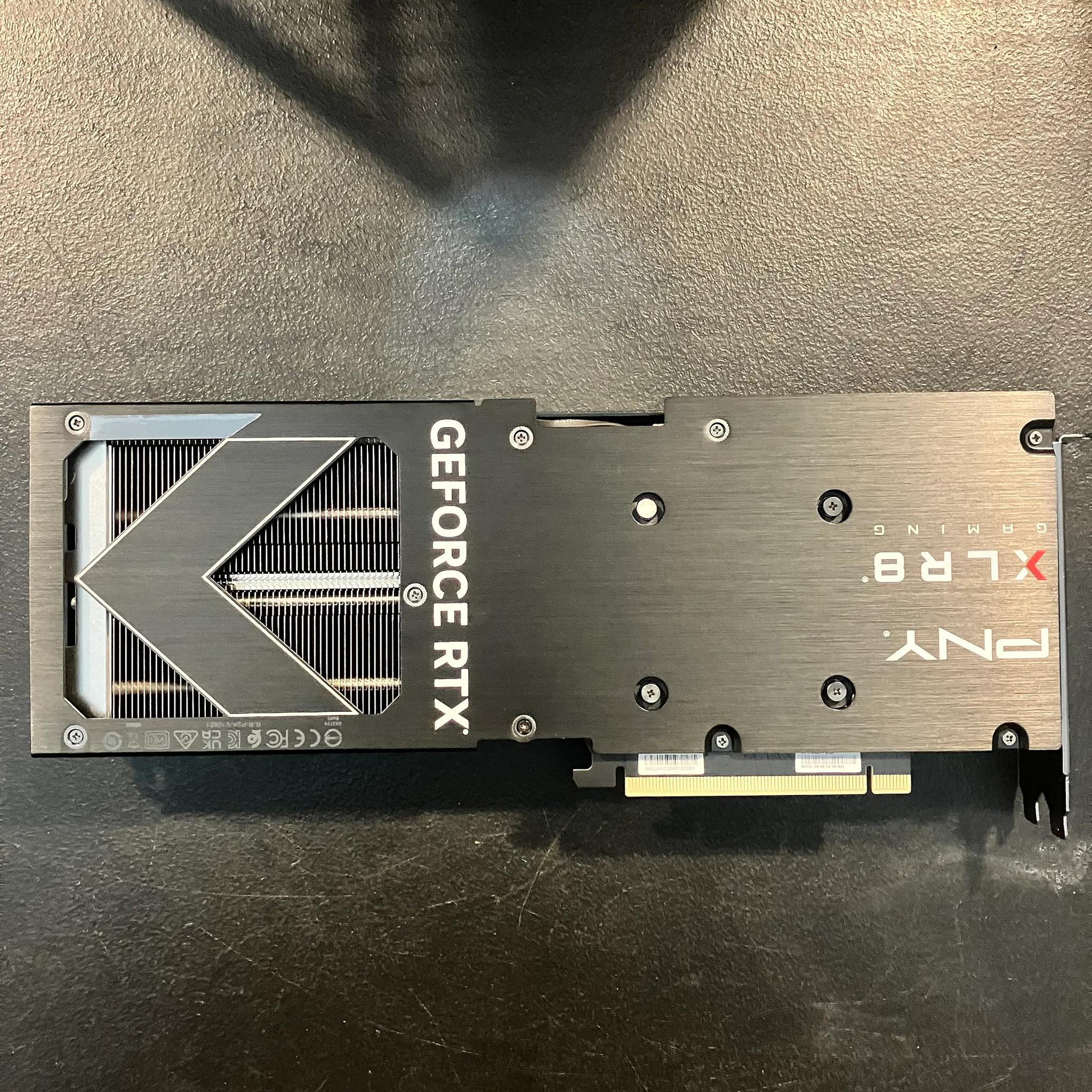 PNY RTX 4060 Ti XLR8 8gb 3 FAN 8 pin pcie 4.0