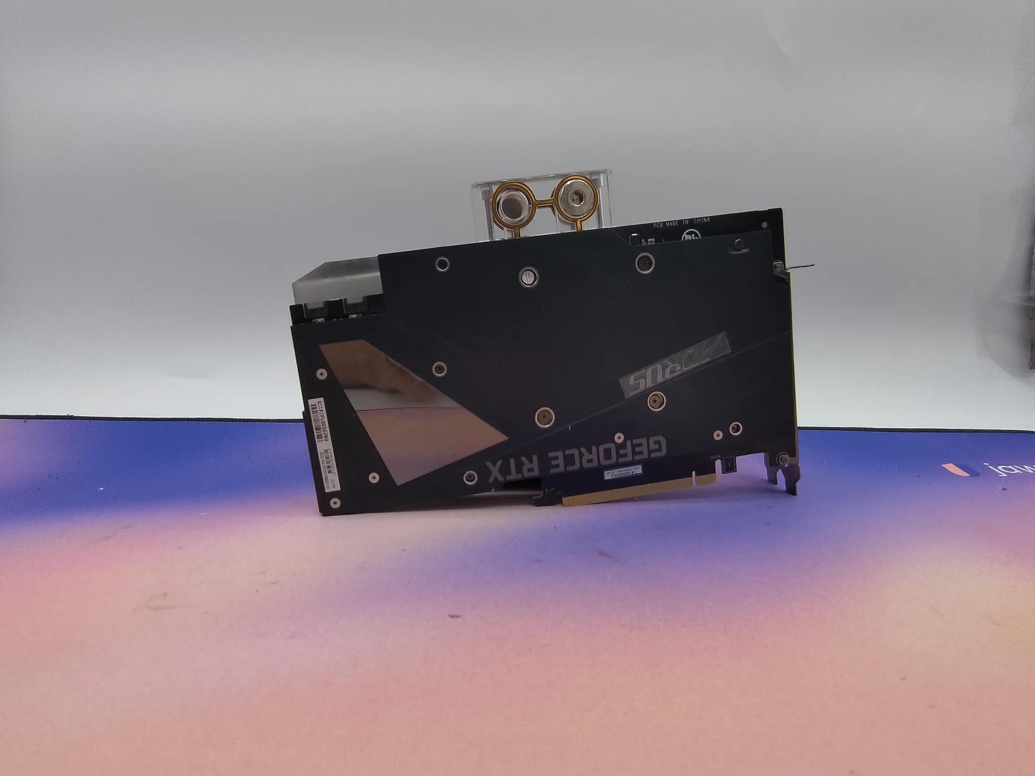 Gigabyte Aorus Xtreme Waterforce RTX 3080 12GB