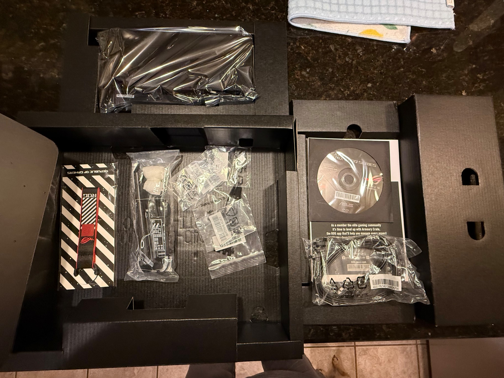 INTEL I9 12900K/ASUS Z690 E GAMING WIFI BUNDLE