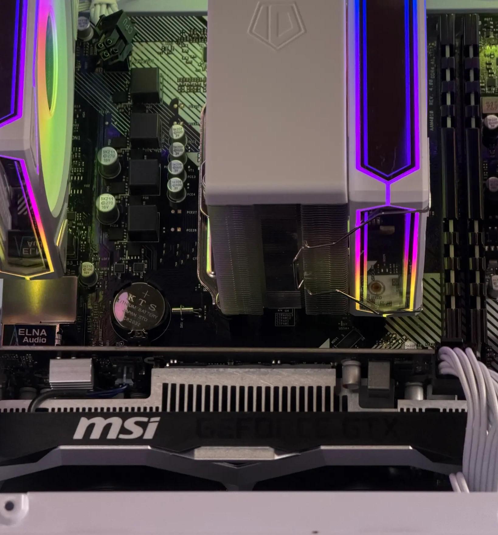 RGB Gaming PC + Mousepad| Gtx 1650 Ryzen 5 2600