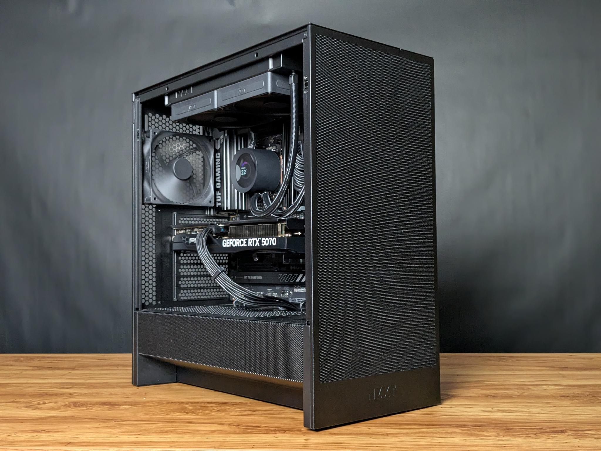 Mid Range Ryzen Gaming PC - Ryzen 5 7600X - RTX 5070
