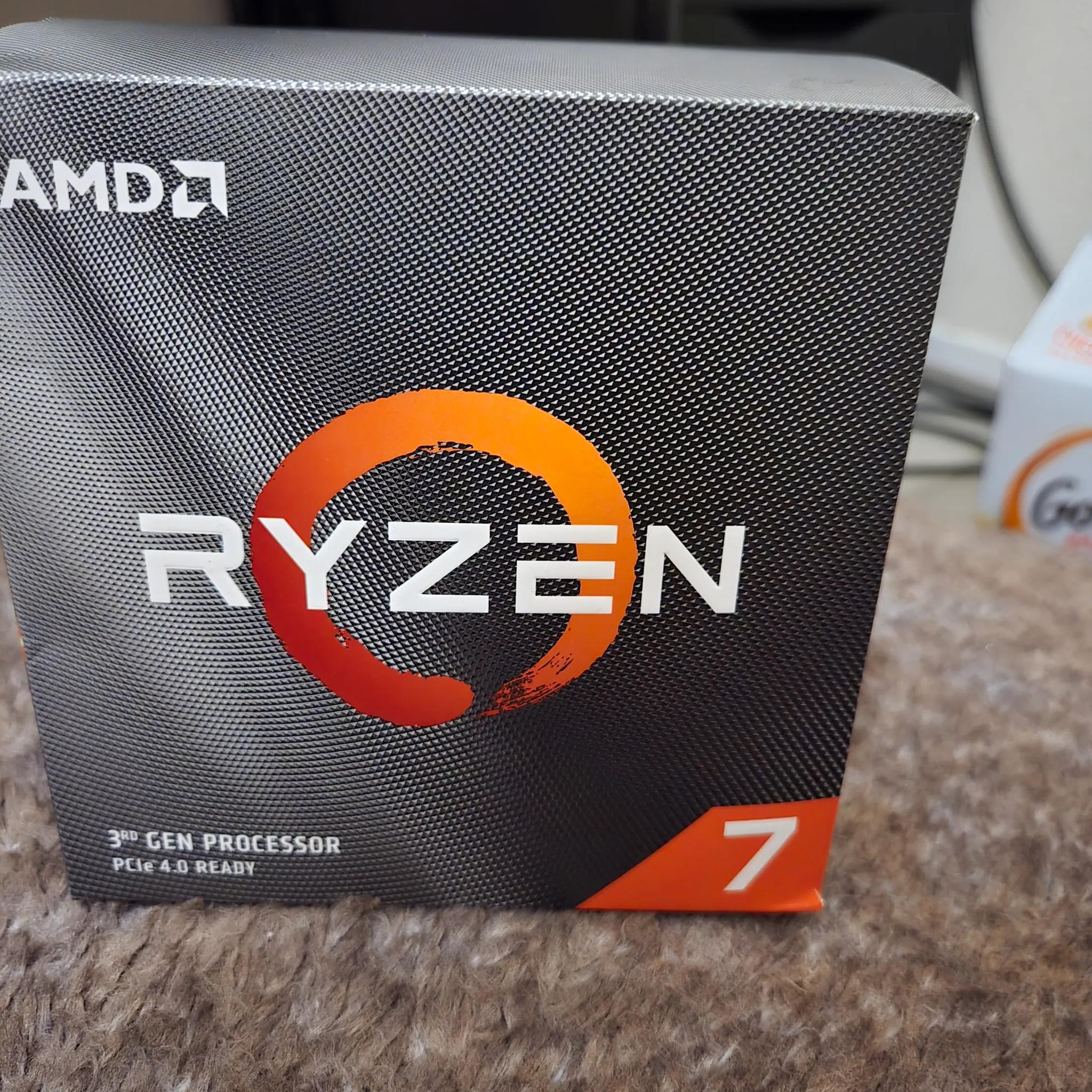 AMD Ryzen 7 3700X