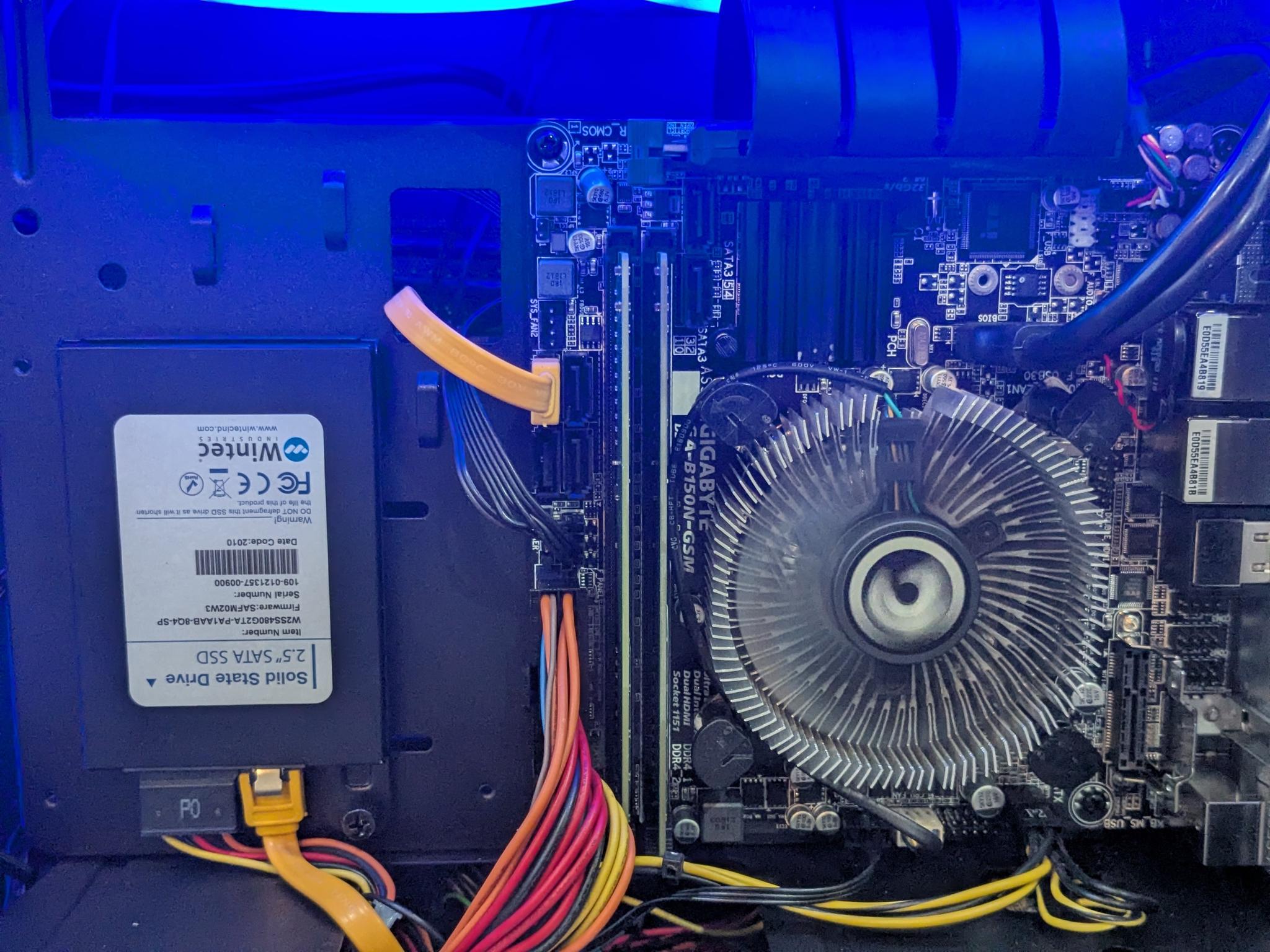 80 FPS Fortnite | 180 Day Warranty | Win11, i5-6500T, 16GB RAM