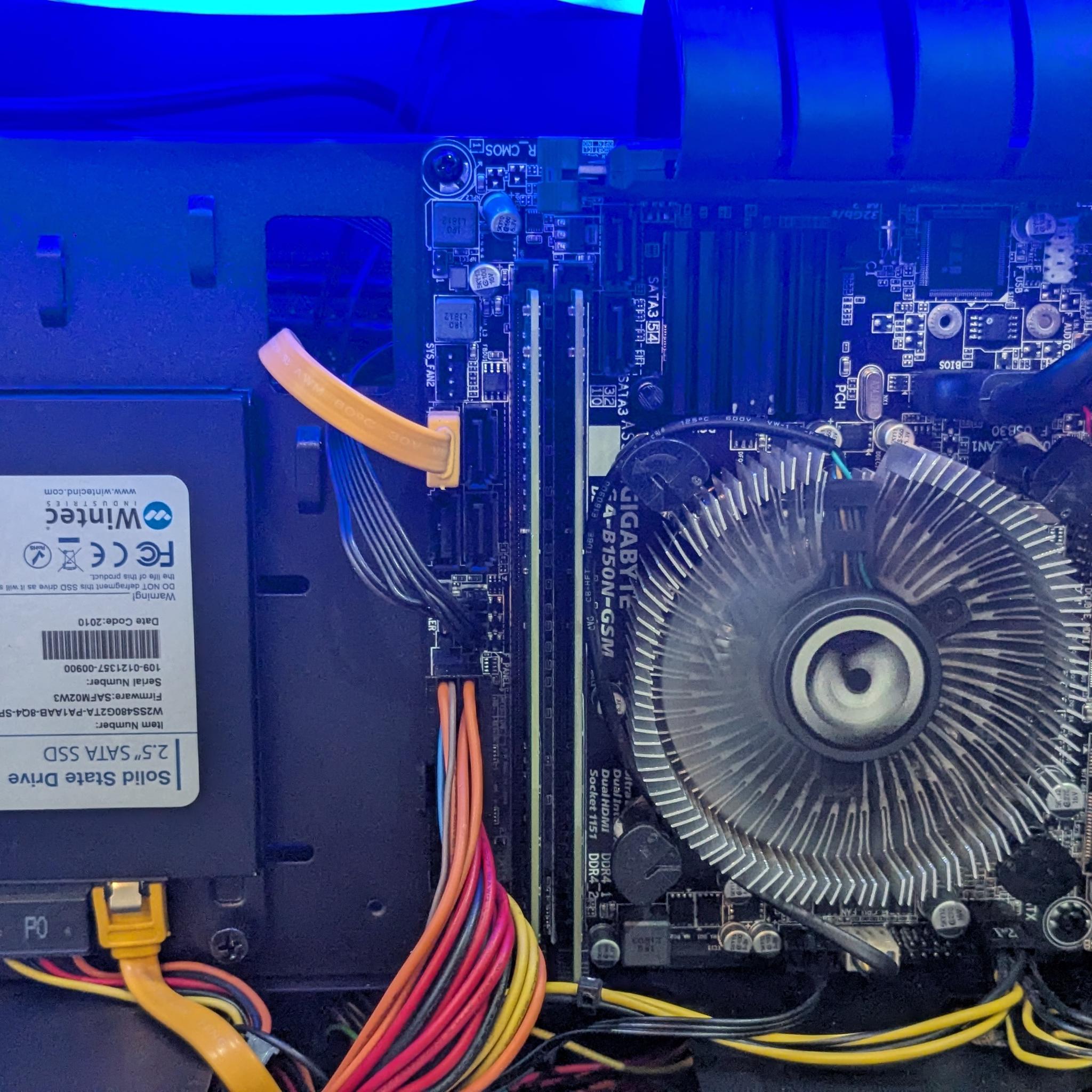 80 FPS Fortnite  | 180 Day Warranty | Win11, i5-6500T, 16GB RAM, GTX 950, 480GB SSD