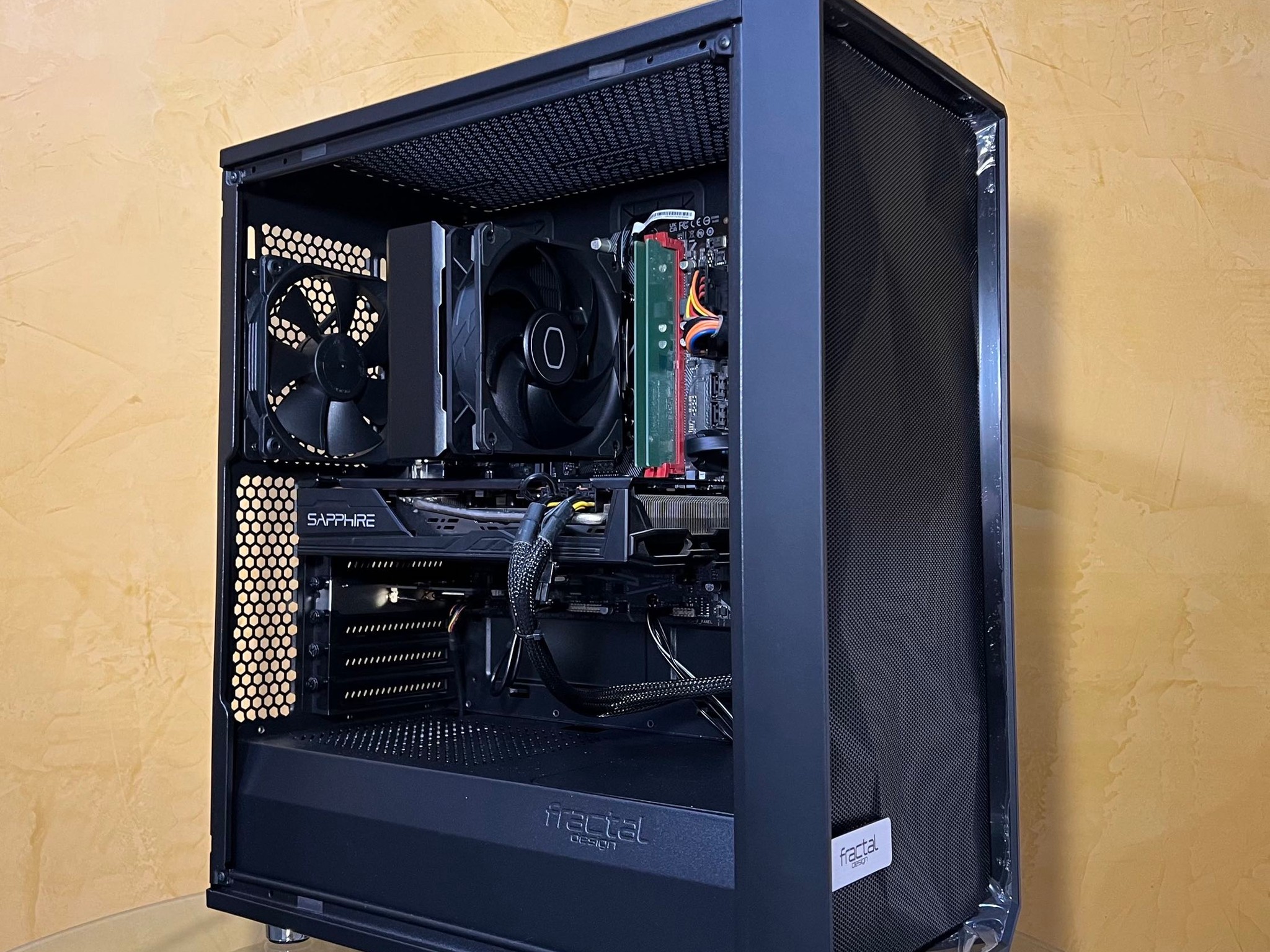 Intel 11400 / RX 5700XT / 1TB NVMe SSD / 16GB DDR4 RAM