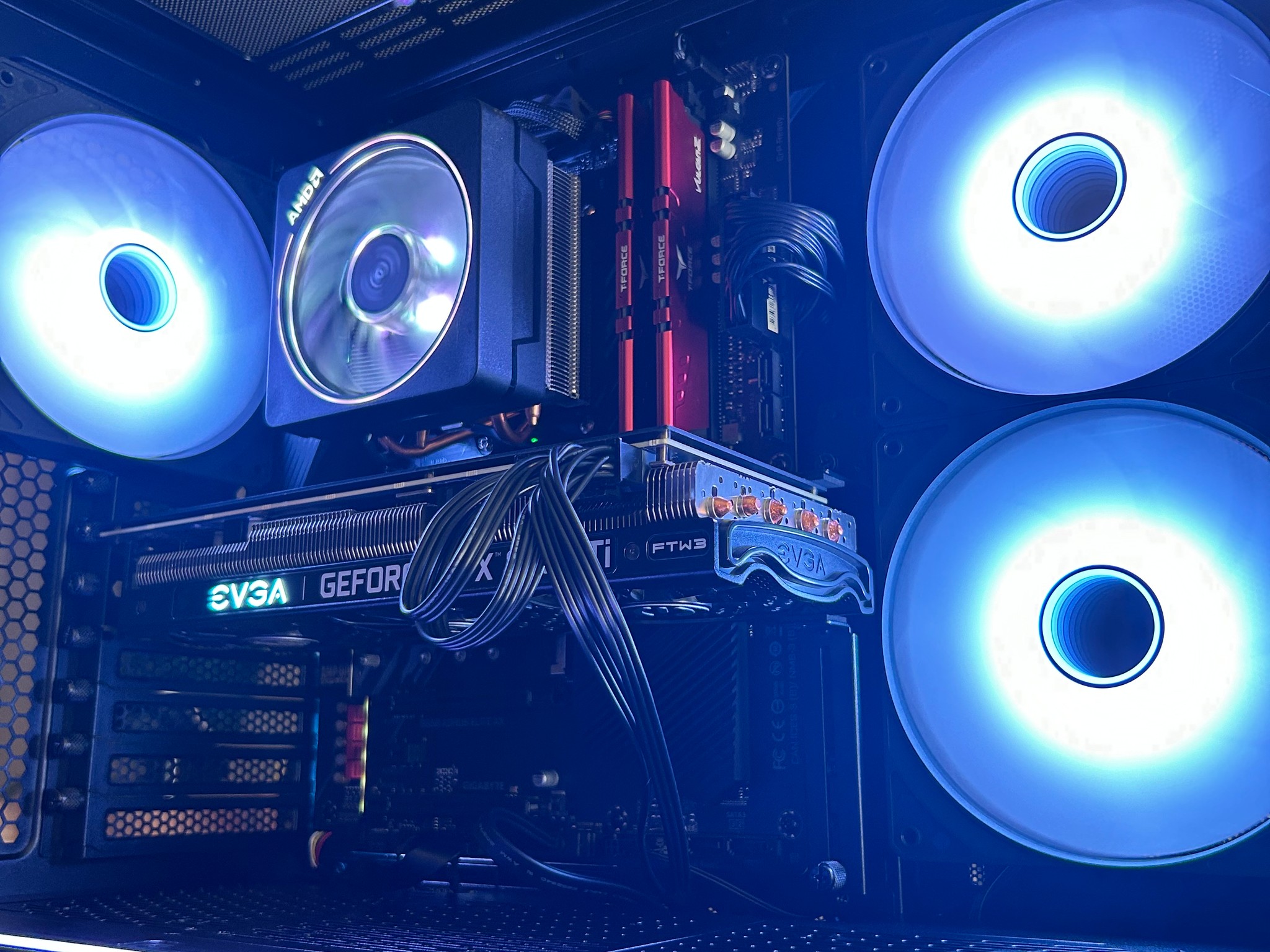 Black Gaming PC | RTX 3060Ti | RYZEN 5 3600 | 16GB RAM | 1TB SSD | ON BOARD WiFi + BT