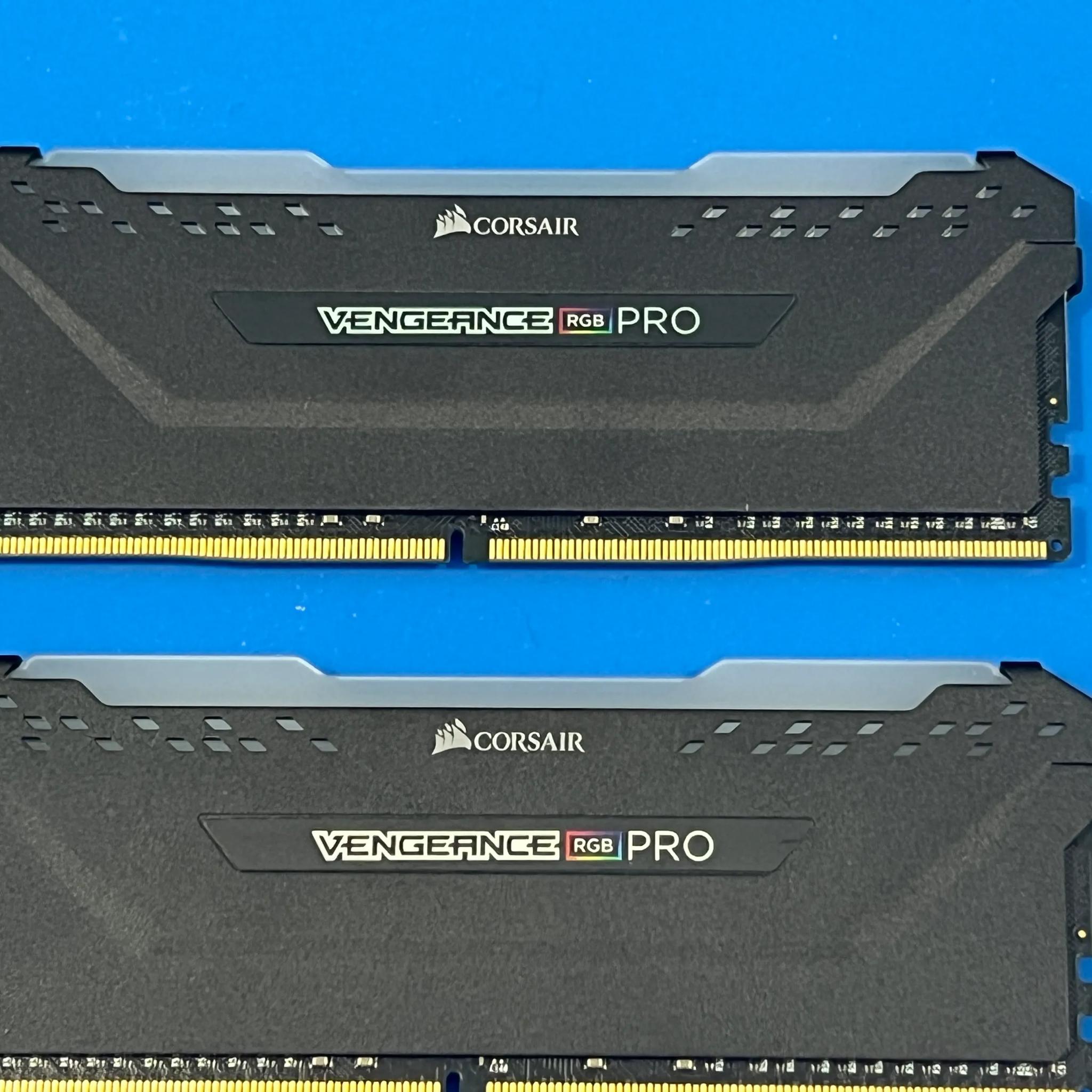 CORSAIR VENGEANCE® RGB PRO 64GB (2 x 32GB) DDR4 DRAM 3600MHz C18 Memory Kit — Black