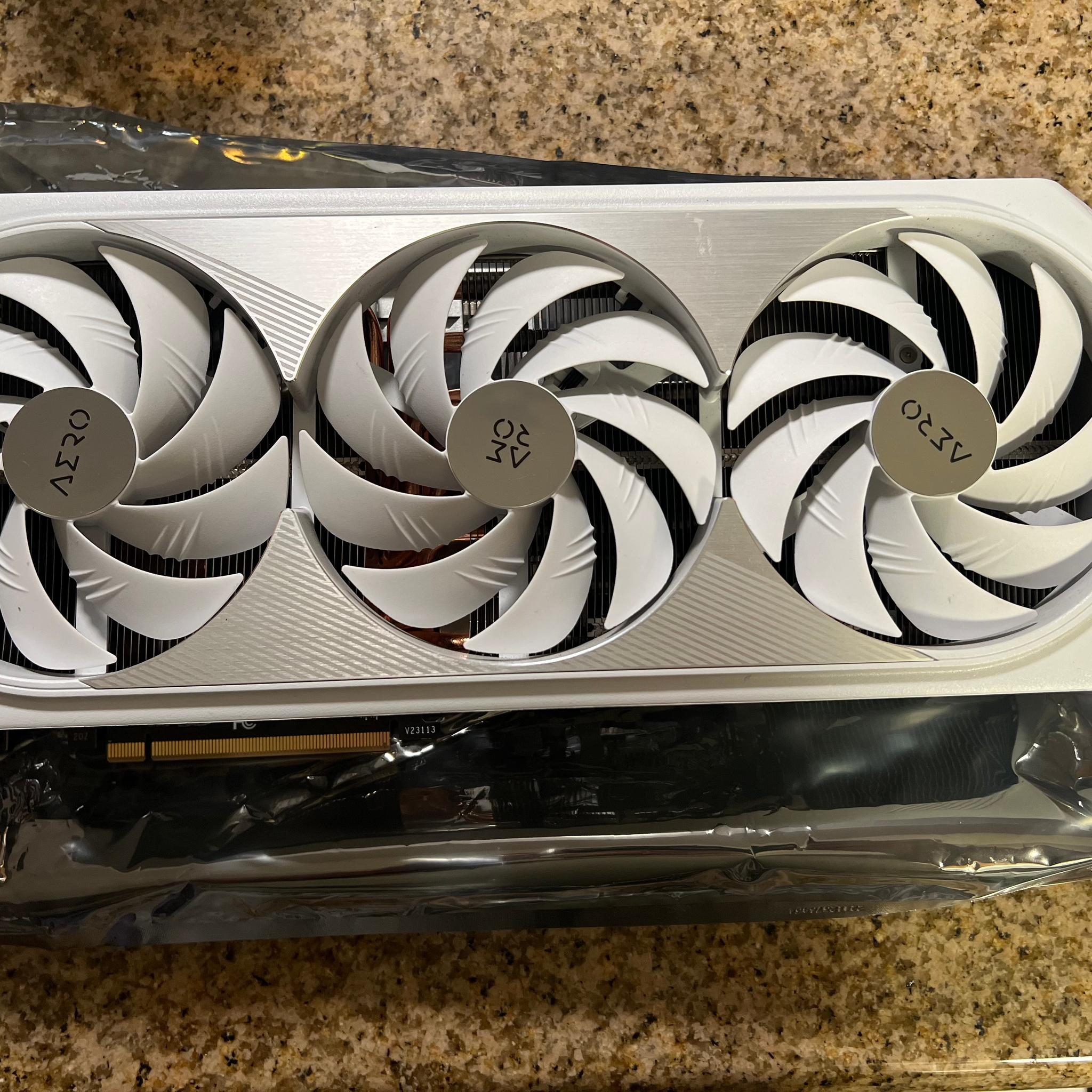 Gigabyte NVIDIA GeForce RTX 4080 Super Aero Overclocked Triple Fan 16GB GDDR6X PCIe 4.0 GPU