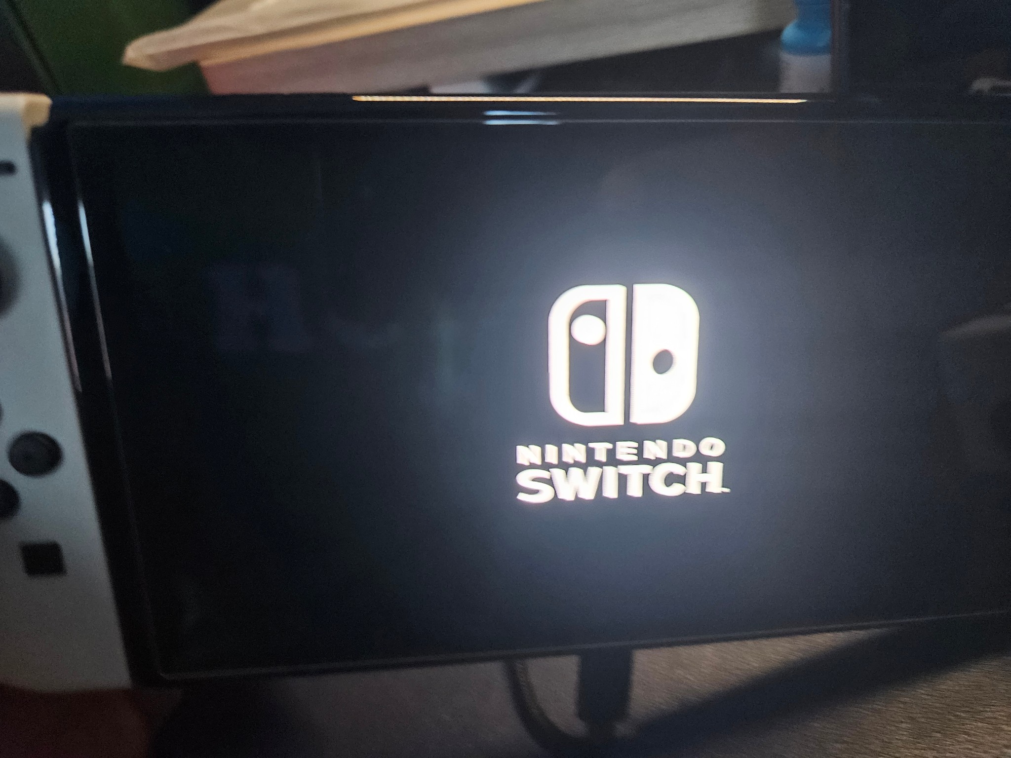 Nintendo Switch Oled w/ Accesories