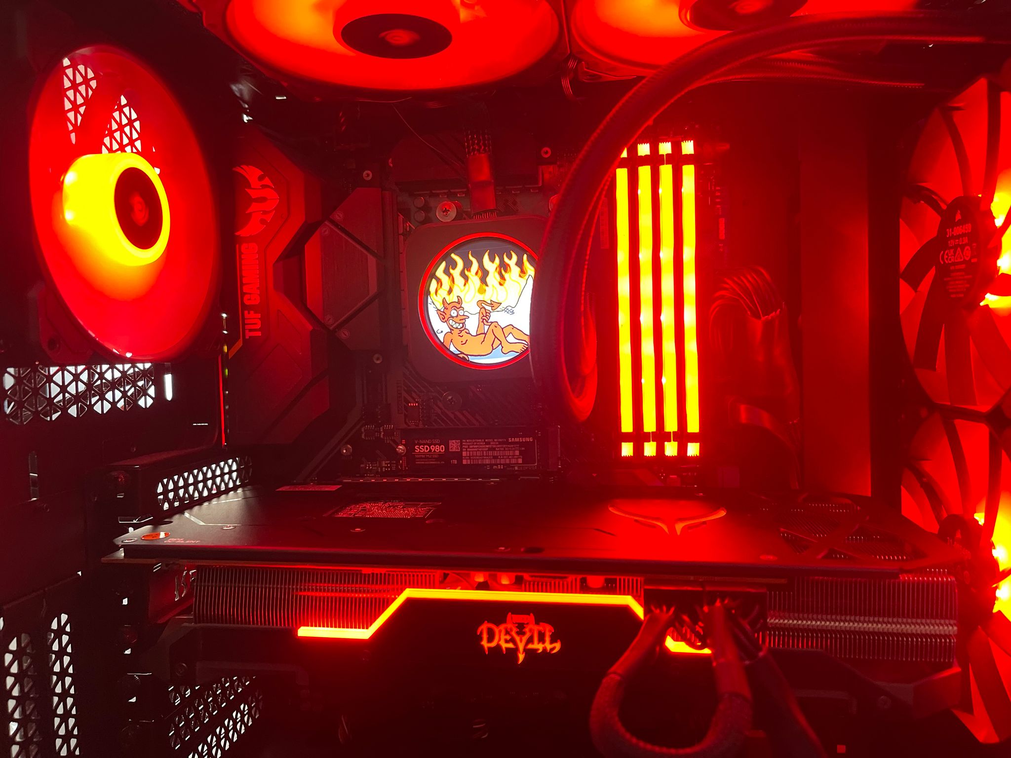 RED DEVIL 5700XT 8GB!