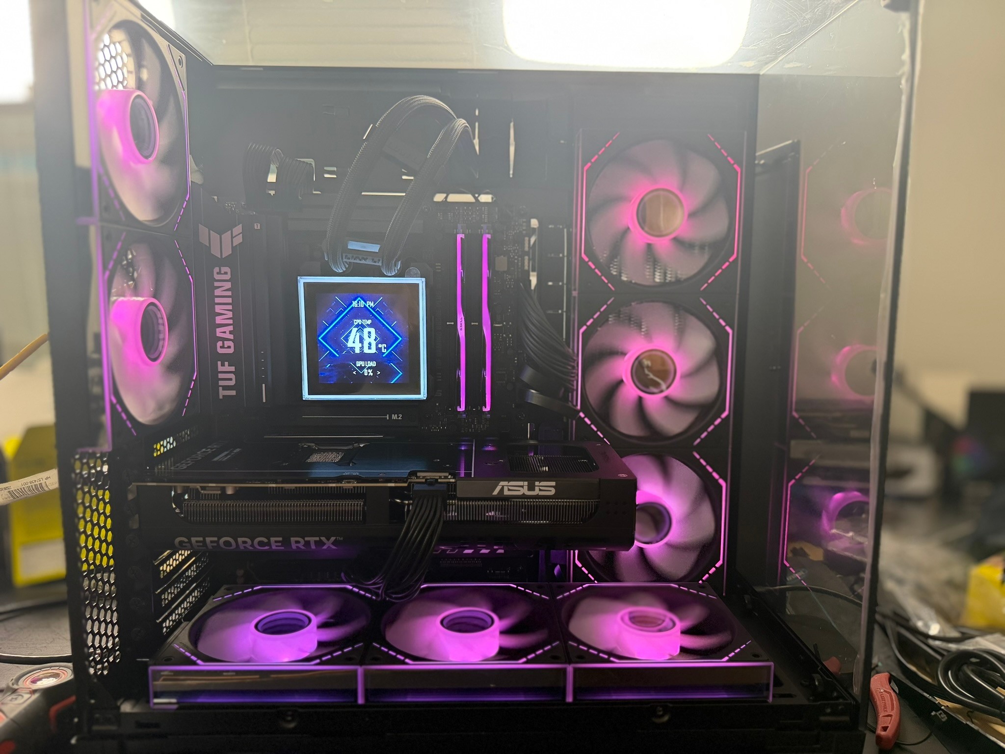 Ryzen 7 9700X| RTX 5070 OC | 32gbs 6000MT's CL36|2 Tb M.2