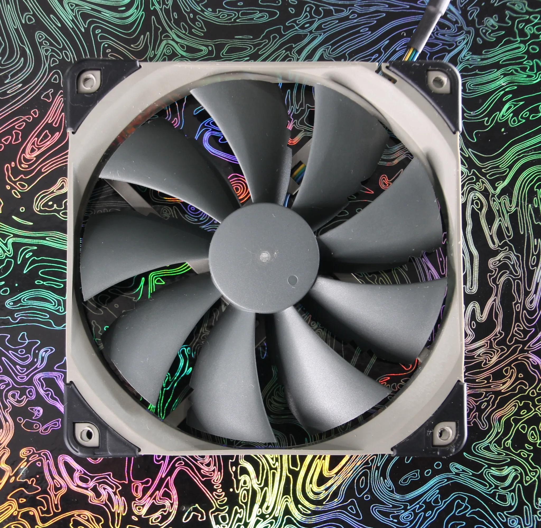 [4-Pack] Noctua NF-P12 redux & NF-P14s redux Case Fans