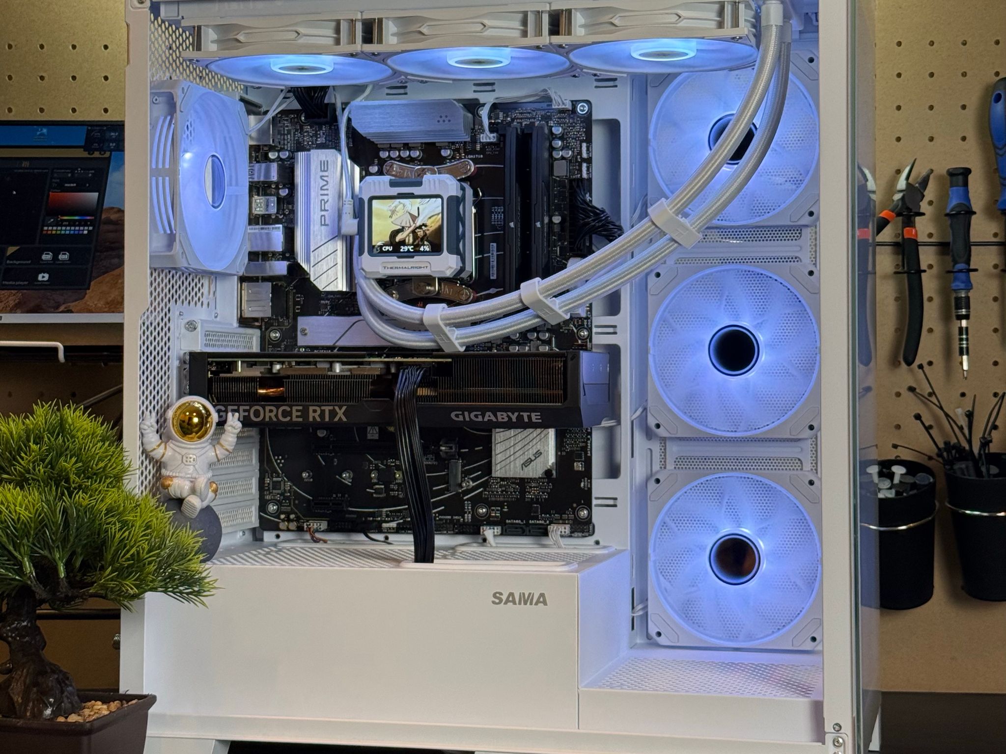 1440P Gaming PC | RTX 4070 Super | Ryzen 5 7600x3D | 32GB DDR5 RAM | 1TB | Windows 11