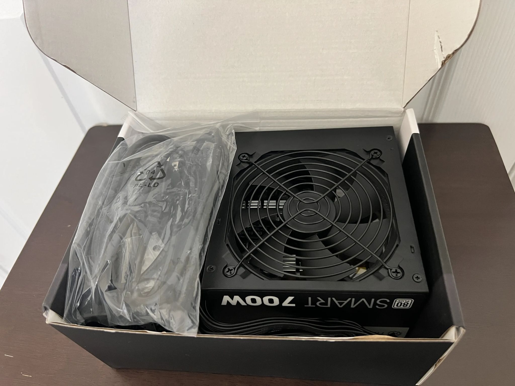 Bundle! Thermaltake SMART 700W 80+ White Power Supply + AsiaHorse 18AWG PSU Cable Extensions