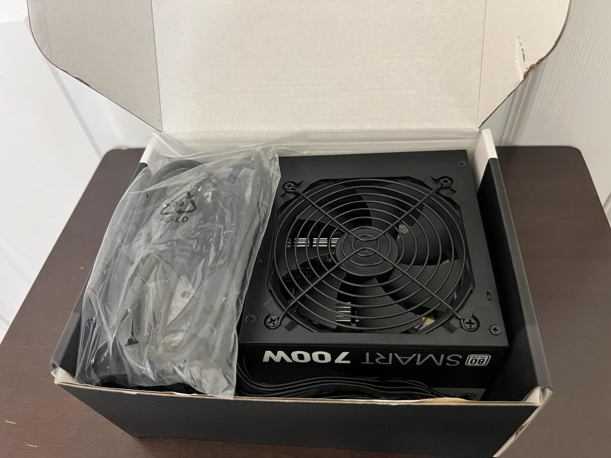 Bundle! Thermaltake SMART 700W 80+ White Power Supply + AsiaHorse 18AWG PSU Cable Extensions