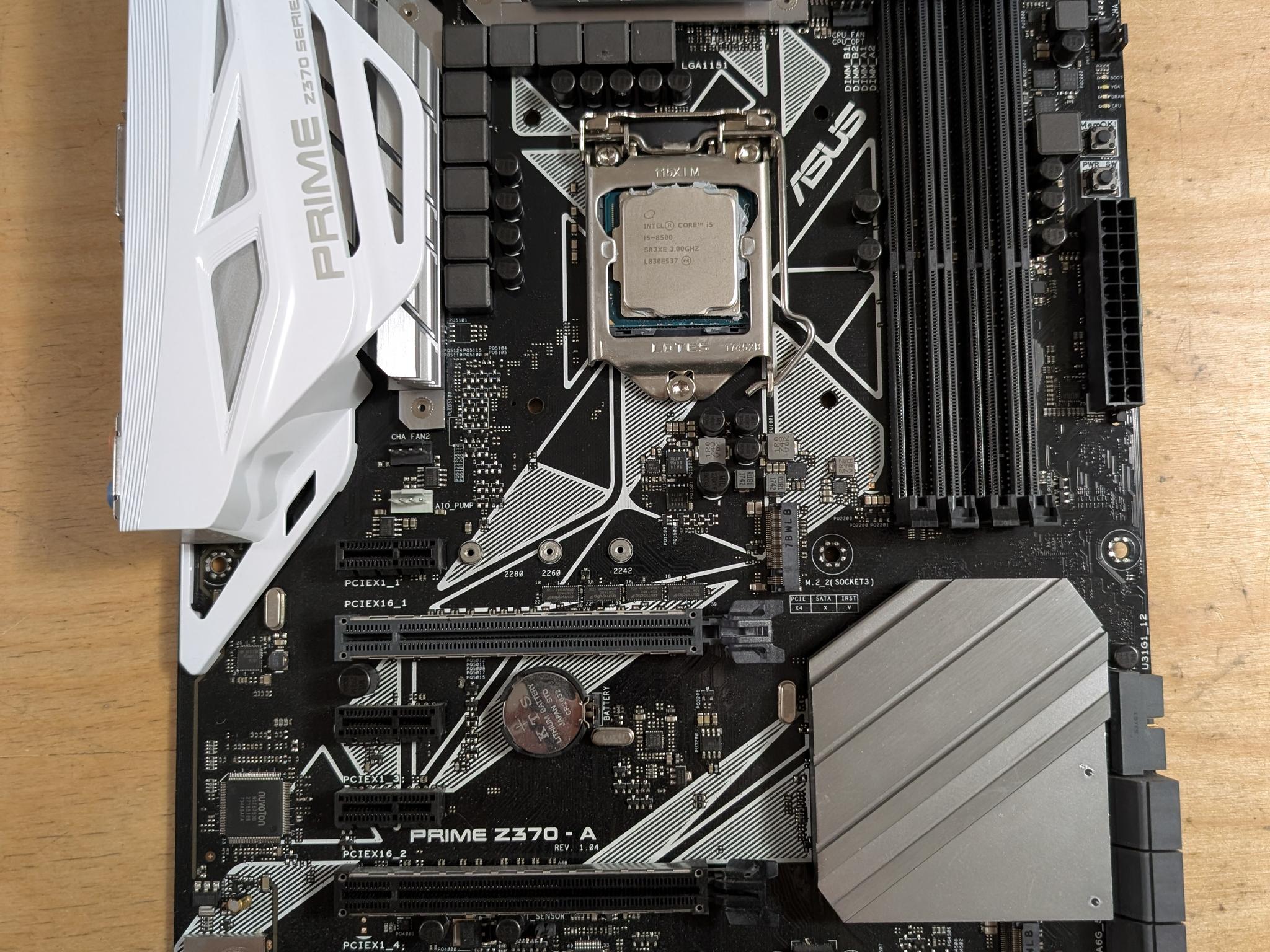 Intel Core i5 8500 + Asus Z370-A