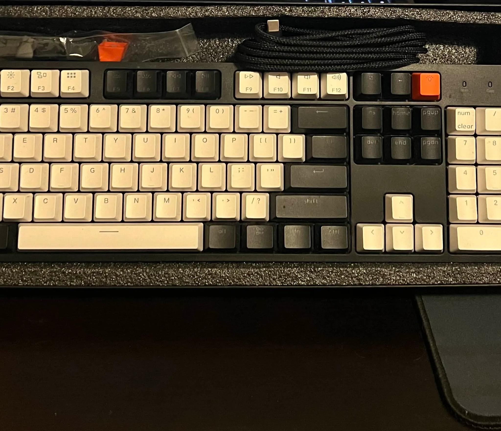 Keychron C2 Hotswappable Keyboard