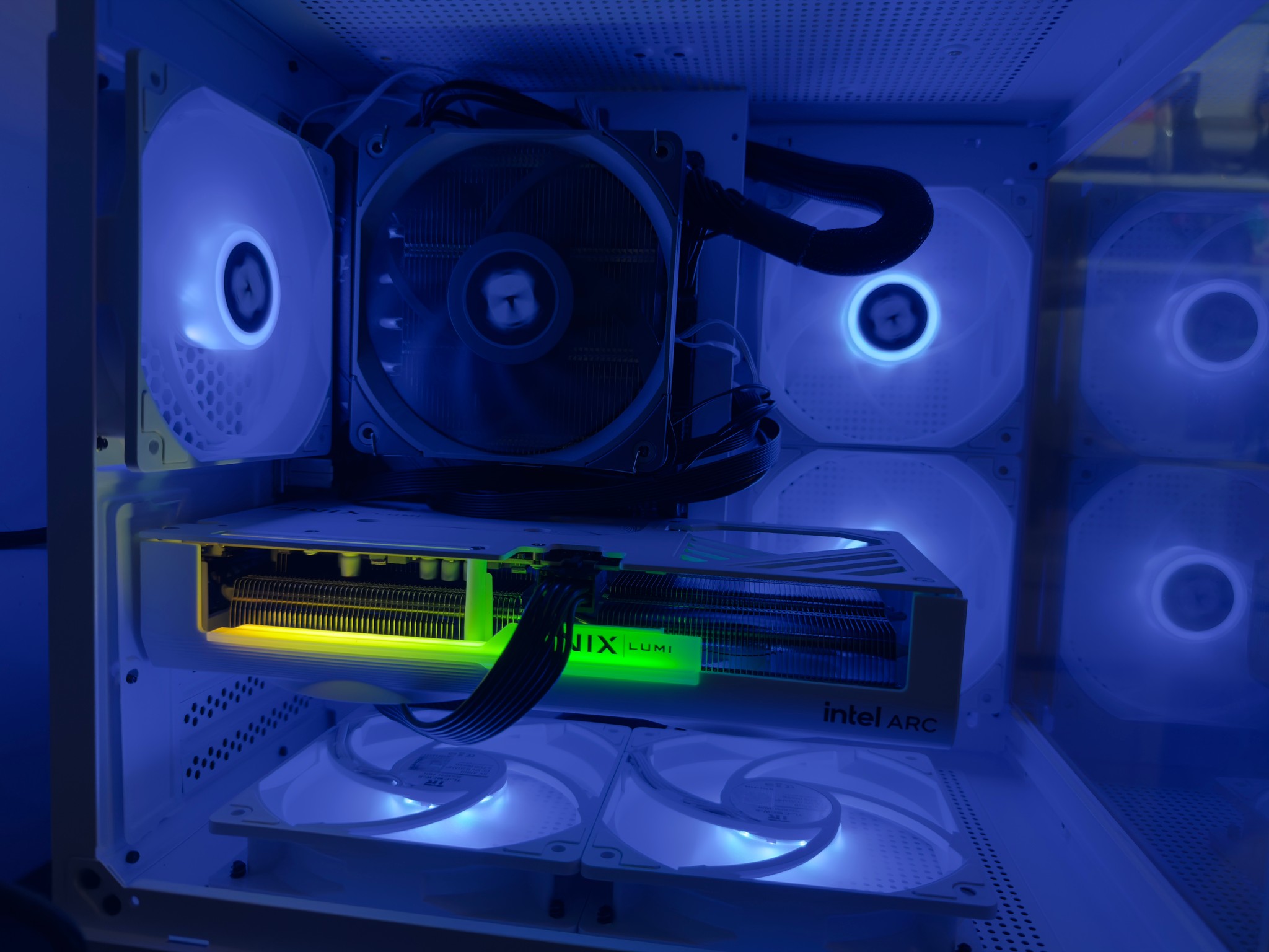 Powerful Gaming PC – i7 10700KF | ARC B580 | 32 GB RAM | 1 TB SSD