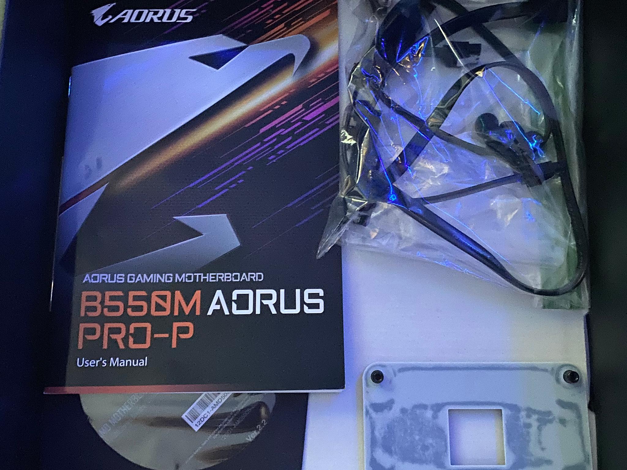 Gigabyte Aorus B550M Pro-P M-ATX AM4 Motherboard - w/ free ssd heat sink- Used 1 month - Bios F14