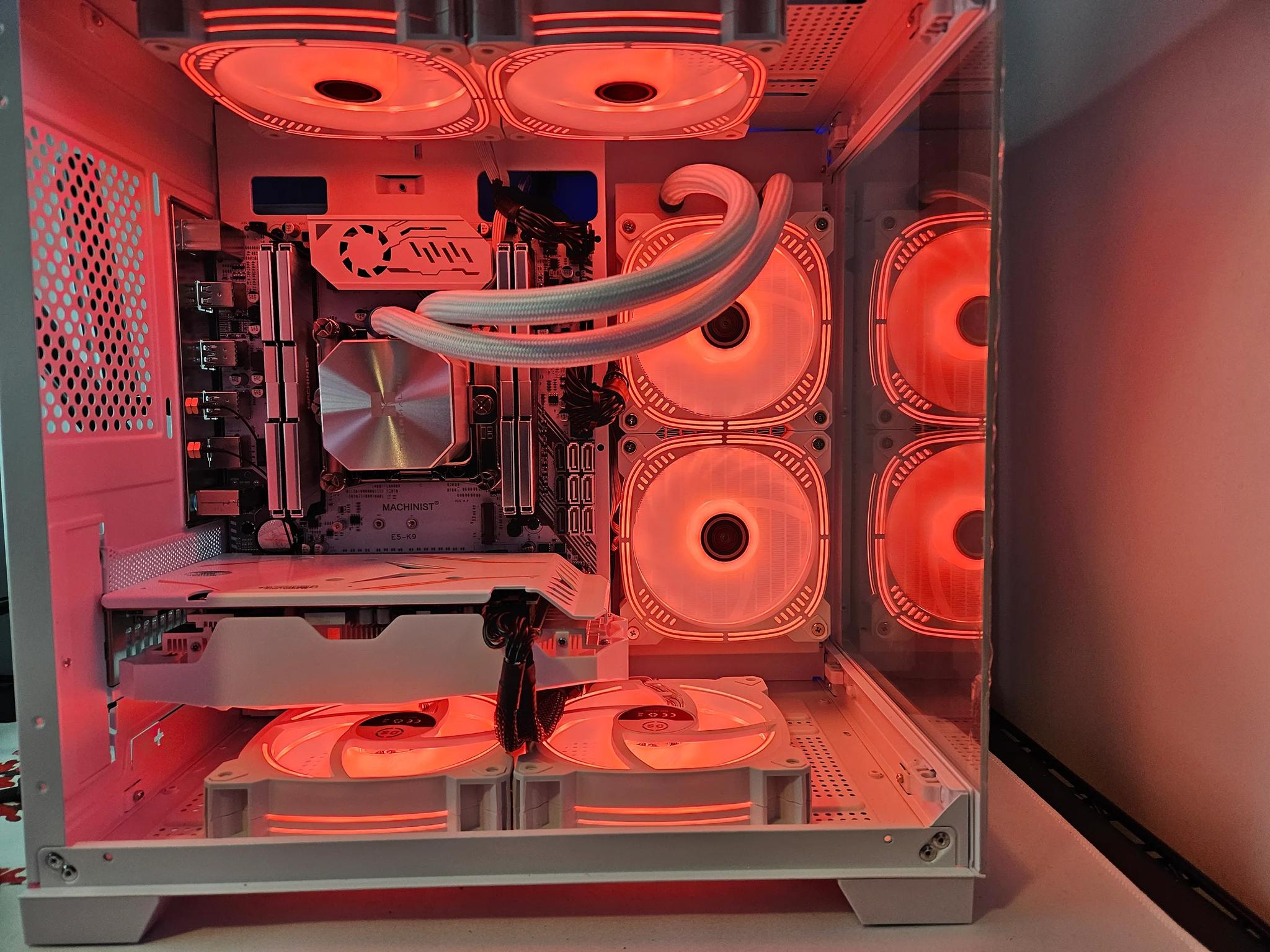 Arctic Rig intel 14 core / 64GB DDR4 / 2TB SSD / RX 5500 XT 8GB