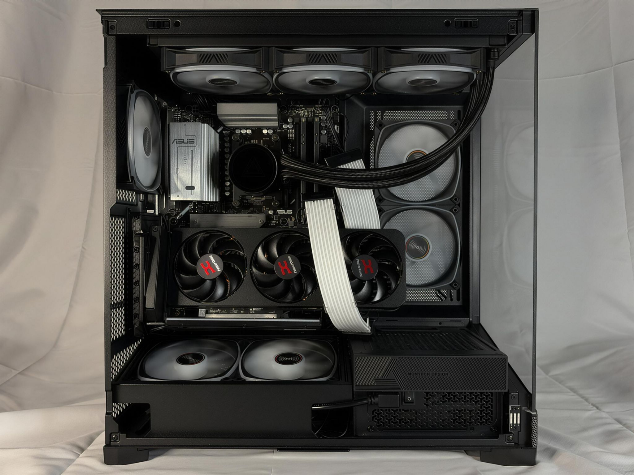 9070 XT | Ryzen 7 7800X3D | 32GB DDR5 | 4K Gaming PC | Steam OS Compatible