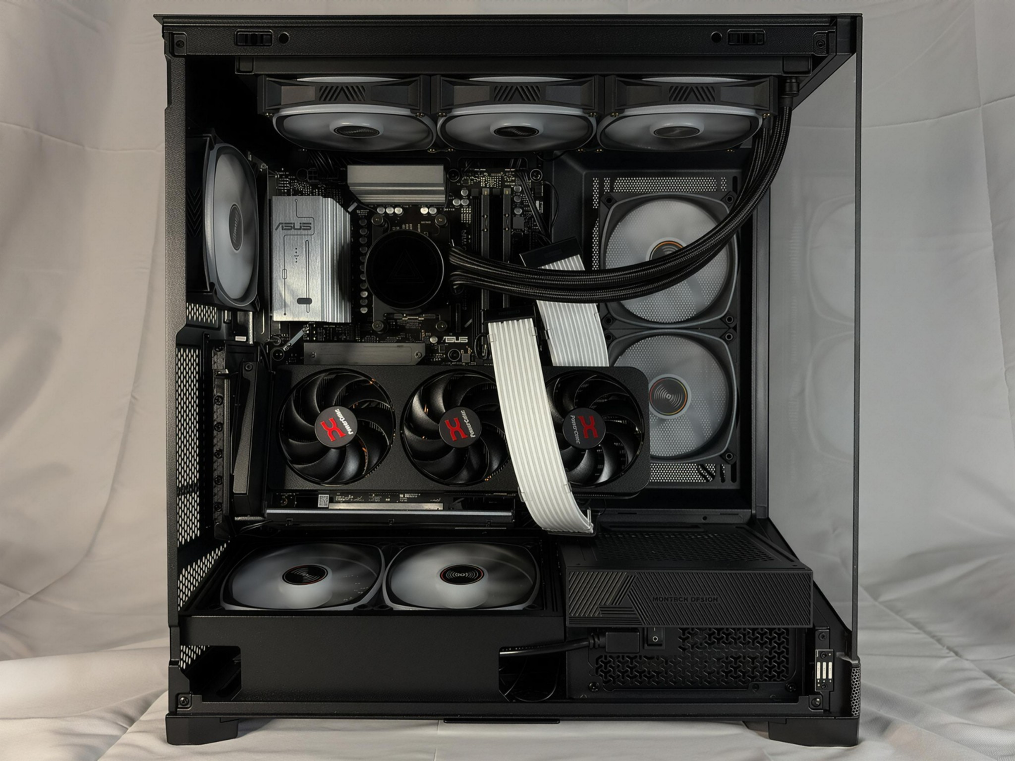 9070 XT | Ryzen 7 7800X3D | 32GB DDR5 | 4K Gaming PC | Steam OS Compatible