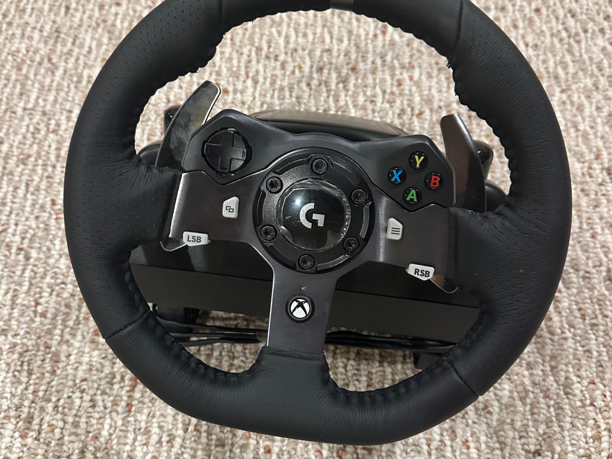 Logitech G920 Driving Force Racing Wheel with Shifter Excellent Condition